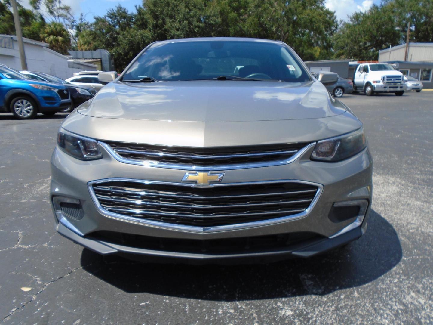 2018 BROWN /Black Chevrolet Malibu LT (1G1ZD5ST4JF) with an 1.5L L4 DOHC 16V engine, 6A transmission, located at 6112 N Florida Avenue, Tampa, FL, 33604, (888) 521-5131, 27.954929, -82.459534 - 499$ down plus tax & tag. - Photo#1