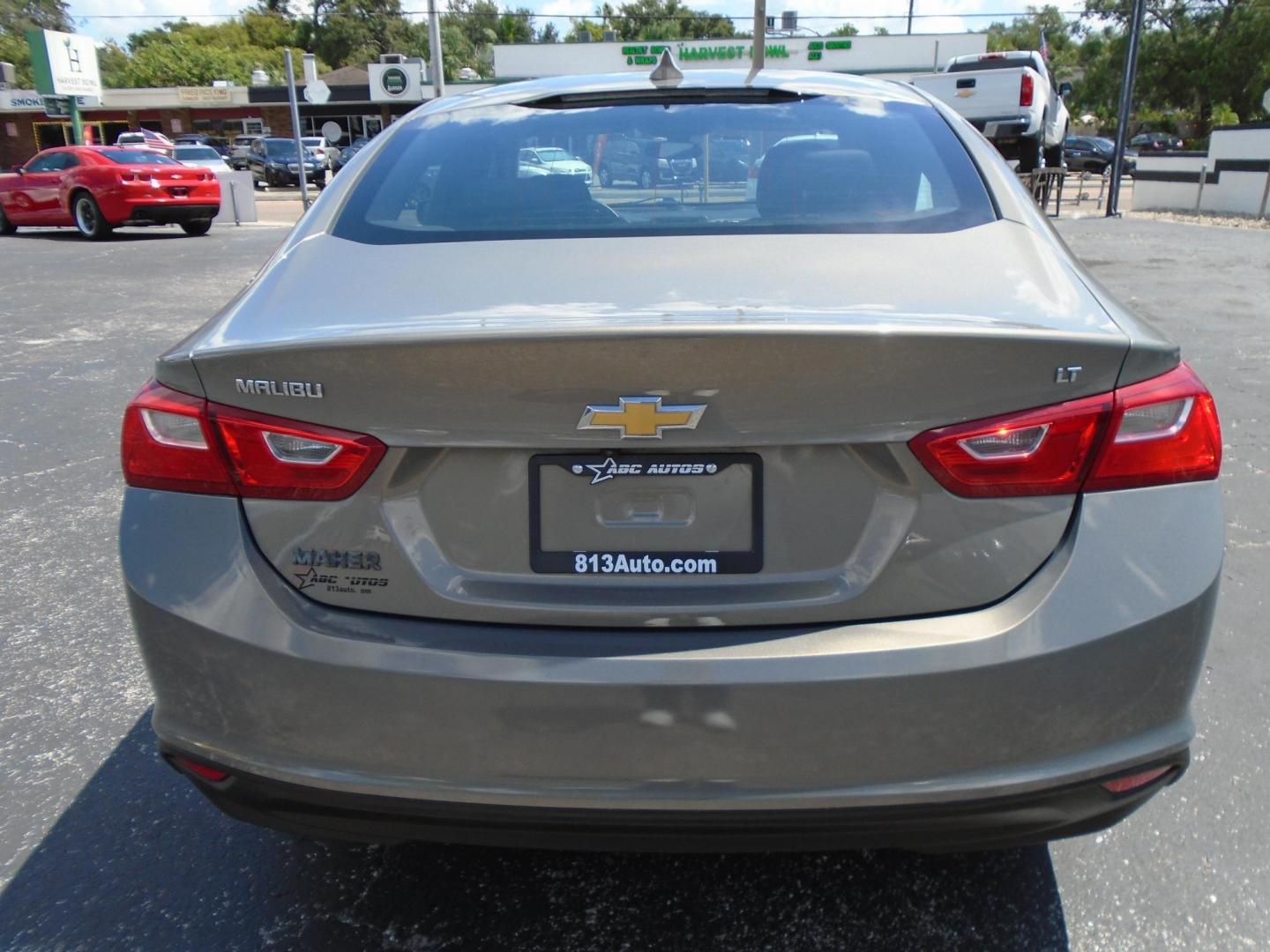 2018 BROWN /Black Chevrolet Malibu LT (1G1ZD5ST4JF) with an 1.5L L4 DOHC 16V engine, 6A transmission, located at 6112 N Florida Avenue, Tampa, FL, 33604, (888) 521-5131, 27.954929, -82.459534 - 499$ down plus tax & tag. - Photo#4