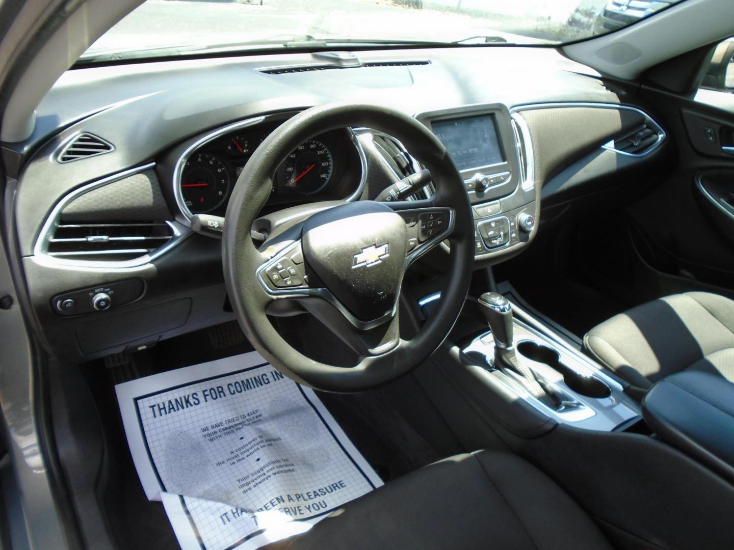 2018 BROWN /Black Chevrolet Malibu LT (1G1ZD5ST4JF) with an 1.5L L4 DOHC 16V engine, 6A transmission, located at 6112 N Florida Avenue, Tampa, FL, 33604, (888) 521-5131, 27.954929, -82.459534 - 499$ down plus tax & tag. - Photo#7