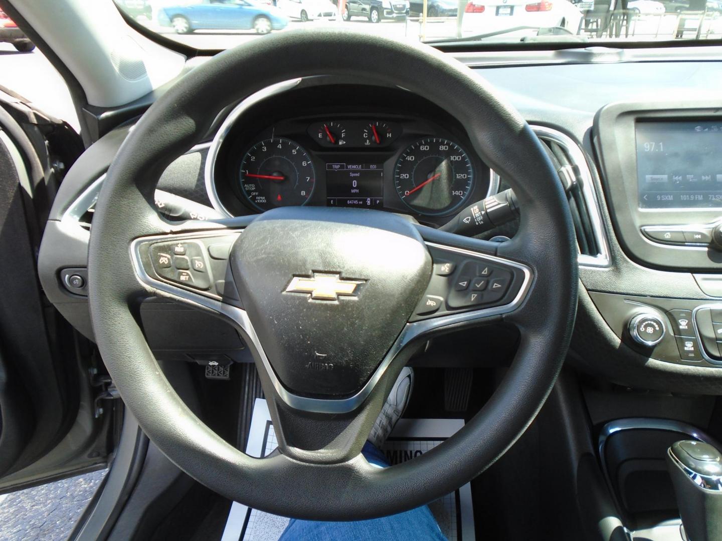 2018 BROWN /Black Chevrolet Malibu LT (1G1ZD5ST4JF) with an 1.5L L4 DOHC 16V engine, 6A transmission, located at 6112 N Florida Avenue, Tampa, FL, 33604, (888) 521-5131, 27.954929, -82.459534 - 499$ down plus tax & tag. - Photo#6