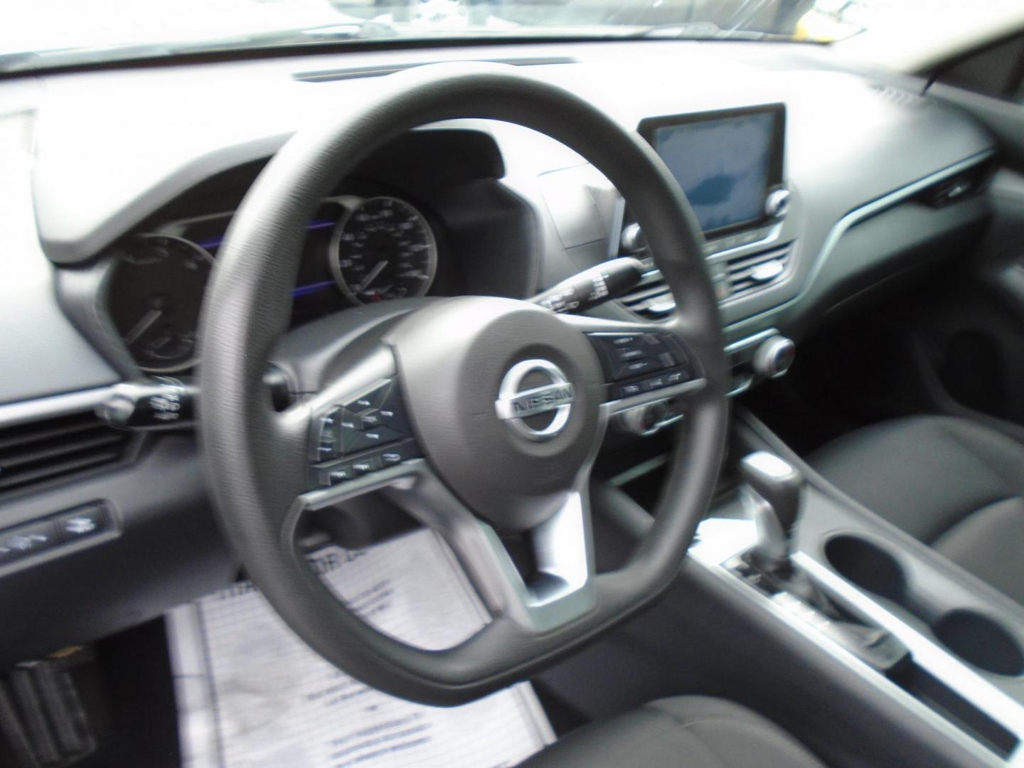 2019 GRAY /Grey Nissan Altima 2.5 S (1N4BL4BVXKC) with an 2.5L L4 DOHC 16V engine, CVT transmission, located at 6112 N Florida Avenue, Tampa, FL, 33604, (888) 521-5131, 27.954929, -82.459534 - 499$ DOWN PLUS TAX & TAG. - Photo#9