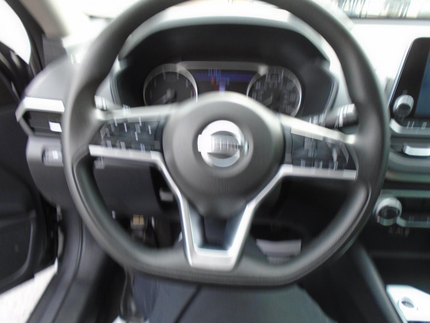 2019 GRAY /Grey Nissan Altima 2.5 S (1N4BL4BVXKC) with an 2.5L L4 DOHC 16V engine, CVT transmission, located at 6112 N Florida Avenue, Tampa, FL, 33604, (888) 521-5131, 27.954929, -82.459534 - 499$ DOWN PLUS TAX & TAG. - Photo#8