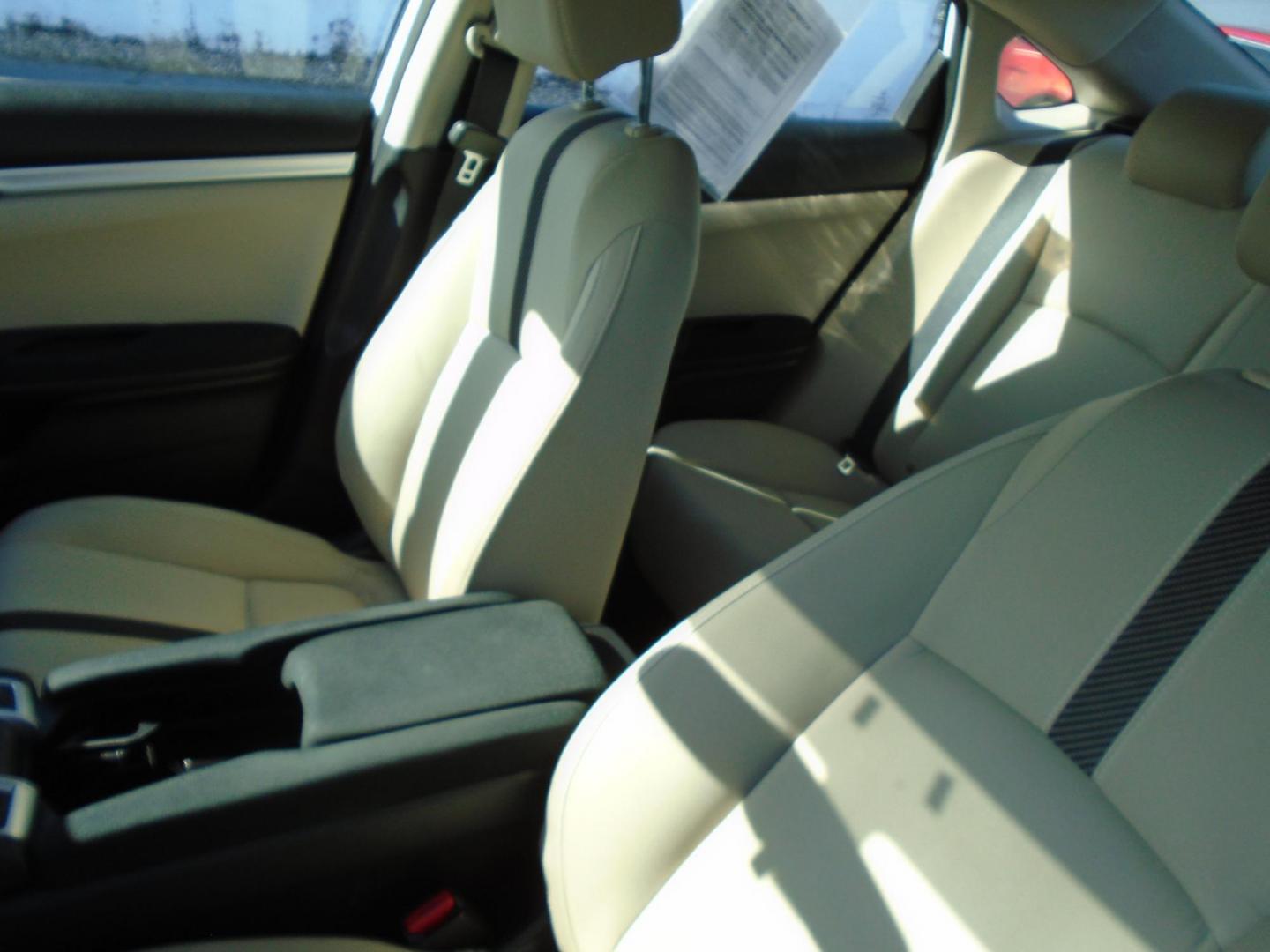 2016 White /Beige Honda Civic LX Sedan CVT (2HGFC2F51GH) with an 2.0L L4 DOHC 16V engine, CVT transmission, located at 6112 N Florida Avenue, Tampa, FL, 33604, (888) 521-5131, 27.954929, -82.459534 - 499$ down plus tax & tag. - Photo#12
