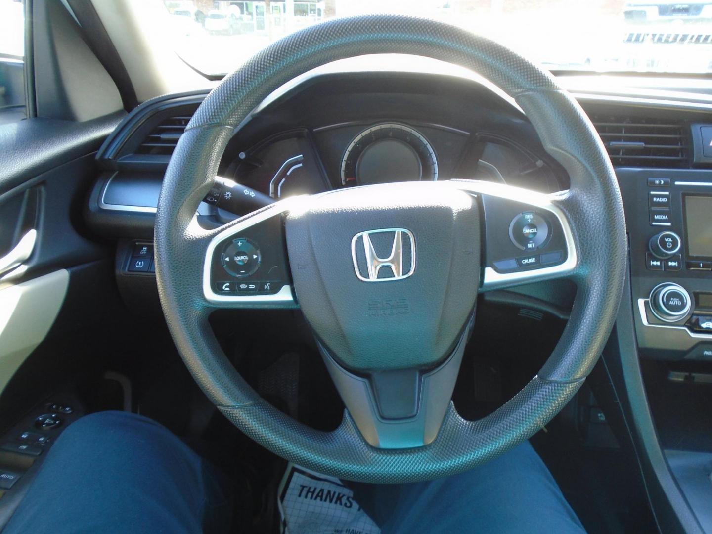2016 White /Beige Honda Civic LX Sedan CVT (2HGFC2F51GH) with an 2.0L L4 DOHC 16V engine, CVT transmission, located at 6112 N Florida Avenue, Tampa, FL, 33604, (888) 521-5131, 27.954929, -82.459534 - 499$ down plus tax & tag. - Photo#9