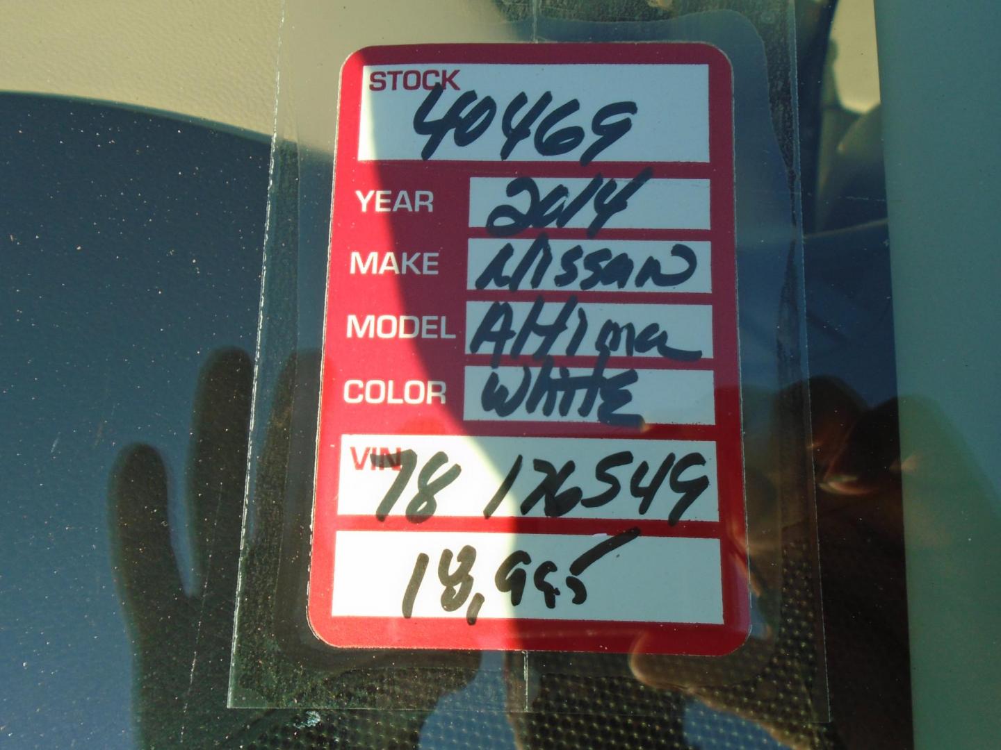 2014 White /Beige Nissan Altima 2.5 SL (1N4AL3AP0EC) with an 2.5L L4 DOHC 16V engine, Continuously Variable Transmission transmission, located at 6112 N Florida Avenue, Tampa, FL, 33604, (888) 521-5131, 27.954929, -82.459534 - 499$ down plus tax & tag. - Photo#16