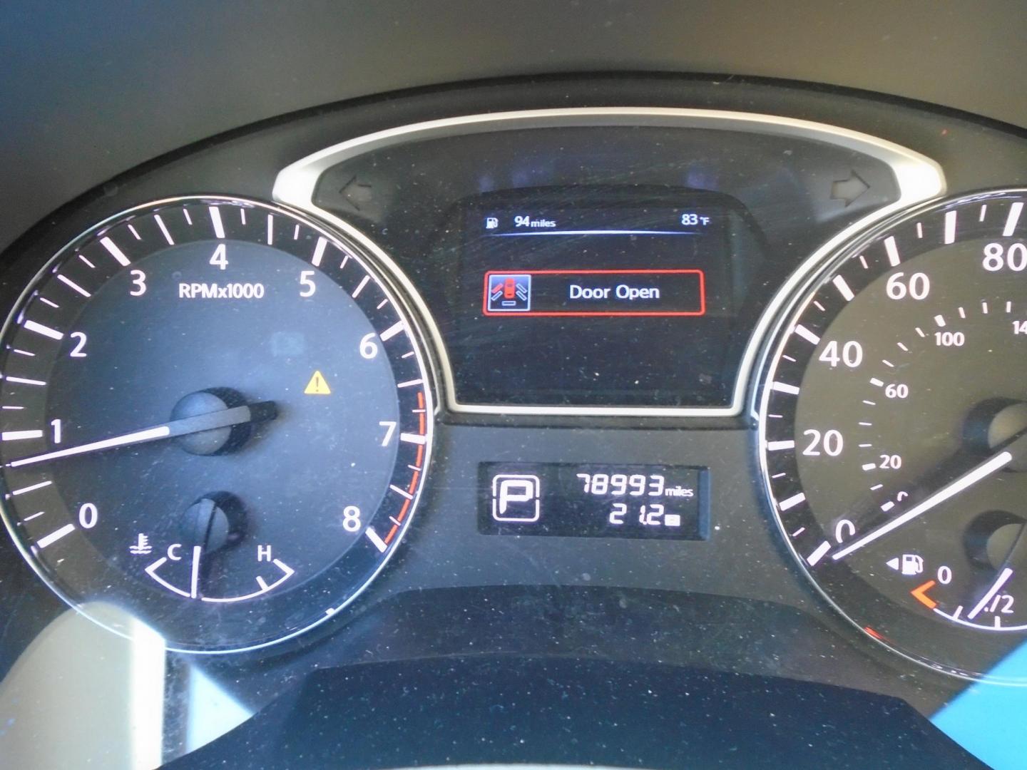 2014 White /Beige Nissan Altima 2.5 SL (1N4AL3AP0EC) with an 2.5L L4 DOHC 16V engine, Continuously Variable Transmission transmission, located at 6112 N Florida Avenue, Tampa, FL, 33604, (888) 521-5131, 27.954929, -82.459534 - 499$ down plus tax & tag. - Photo#11