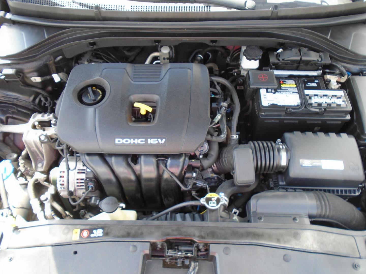 2018 BLACK /Beige Hyundai Elantra Limited (5NPD84LF5JH) with an 1.8L L4 DOHC 16V engine, 6A transmission, located at 6112 N Florida Avenue, Tampa, FL, 33604, (888) 521-5131, 27.954929, -82.459534 - 499$ down plus tax & tag. - Photo#12