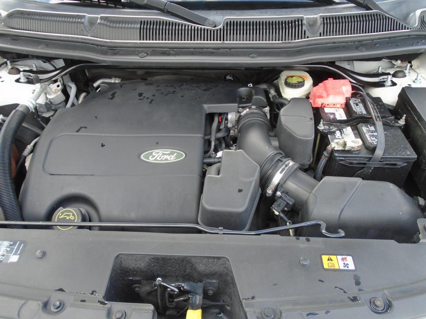 2015 White /Beige Ford Explorer Limited FWD (1FM5K7F80FG) with an 3.5L V6 DOHC 24V engine, 6-Speed Automatic transmission, located at 6112 N Florida Avenue, Tampa, FL, 33604, (888) 521-5131, 27.954929, -82.459534 - 499$ down plus tax & tag. - Photo#26