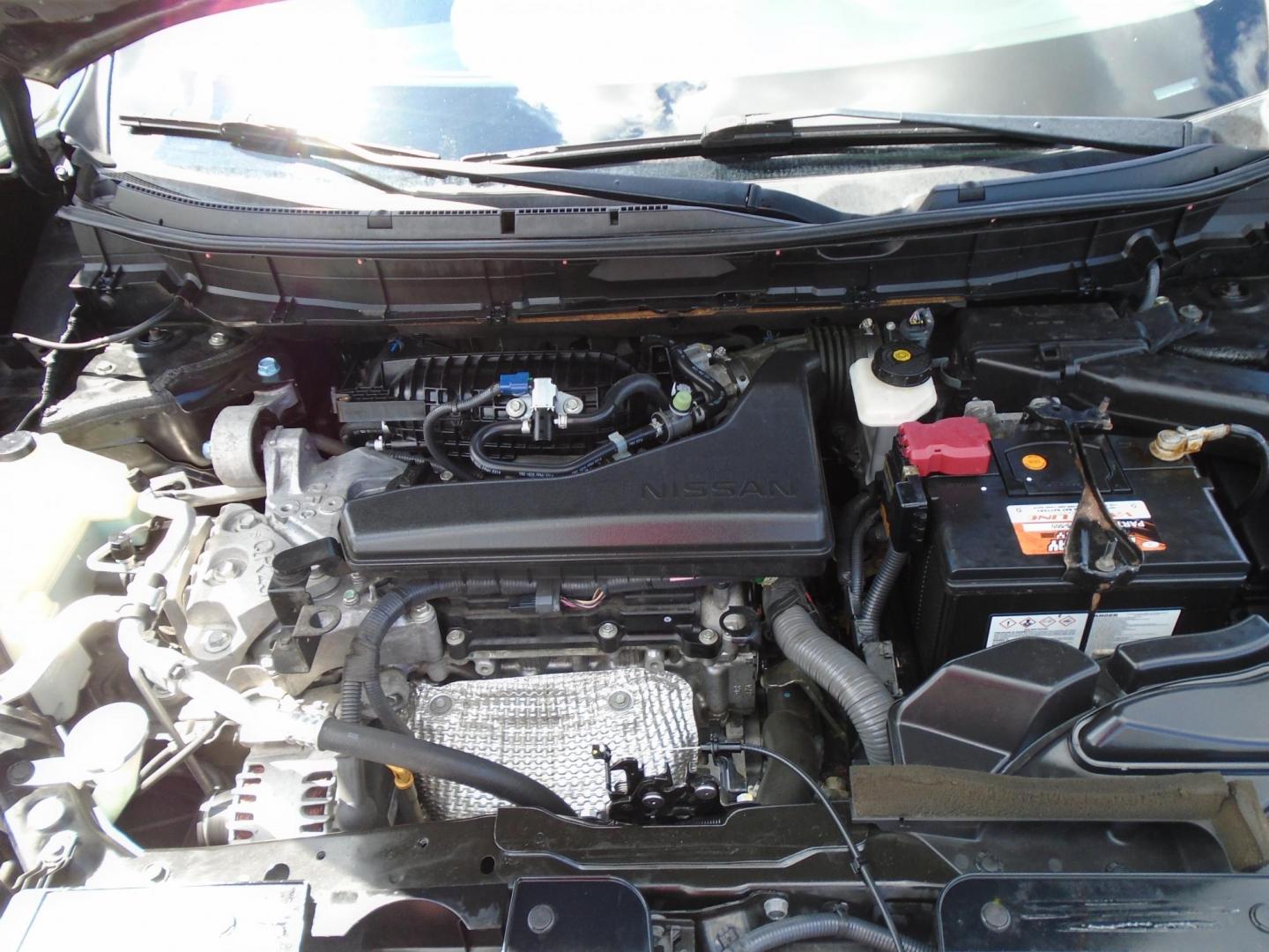 2015 GREEN /Grey Nissan Rogue S 2WD (5N1AT2MT5FC) with an 2.5L L4 DOHC 16V engine, Continuously Variable Transmission transmission, located at 6112 N Florida Avenue, Tampa, FL, 33604, (888) 521-5131, 27.954929, -82.459534 - 499$ Down plus tax & tag. - Photo#11