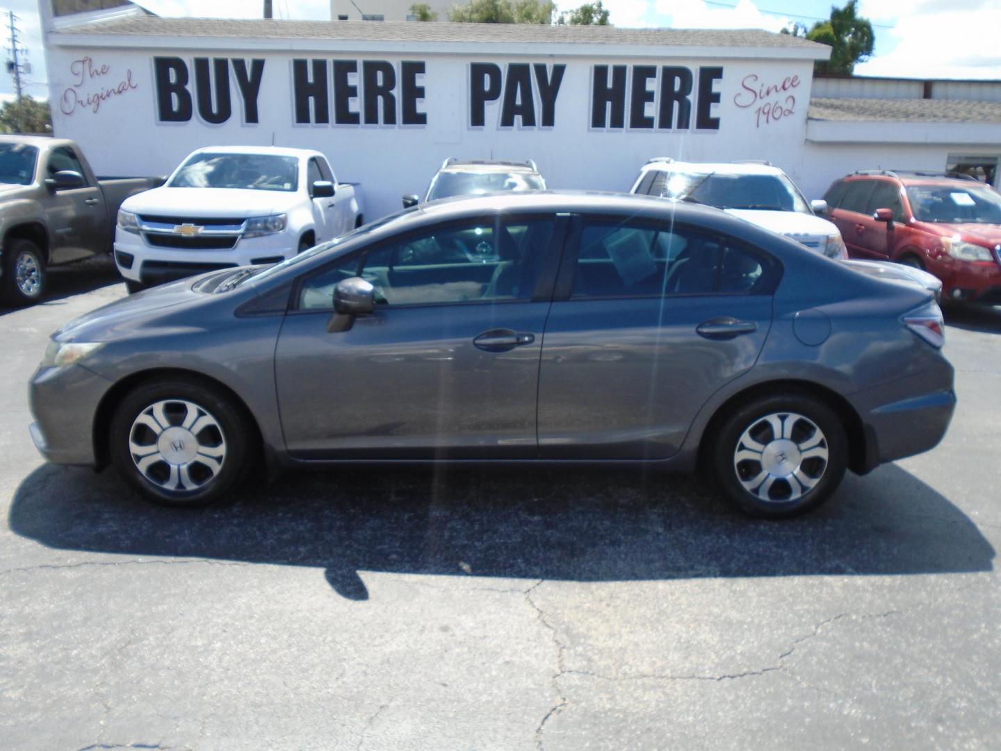 2015 GRAY /Beige Honda Civic Hybrid CVT (19XFB4F29FE) with an 1.5L L4 SOHC 8V HYBRID engine, CVT transmission, located at 6112 N Florida Avenue, Tampa, FL, 33604, (888) 521-5131, 27.954929, -82.459534 - 499$ down plus tax & tag. - Photo#0