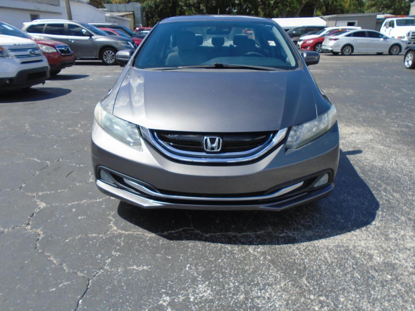 2015 GRAY /Beige Honda Civic Hybrid CVT (19XFB4F29FE) with an 1.5L L4 SOHC 8V HYBRID engine, CVT transmission, located at 6112 N Florida Avenue, Tampa, FL, 33604, (888) 521-5131, 27.954929, -82.459534 - 499$ down plus tax & tag. - Photo#2