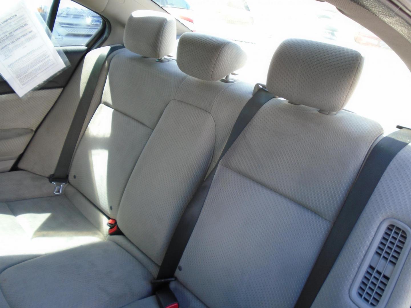 2015 GRAY /Beige Honda Civic Hybrid CVT (19XFB4F29FE) with an 1.5L L4 SOHC 8V HYBRID engine, CVT transmission, located at 6112 N Florida Avenue, Tampa, FL, 33604, (888) 521-5131, 27.954929, -82.459534 - 499$ down plus tax & tag. - Photo#13