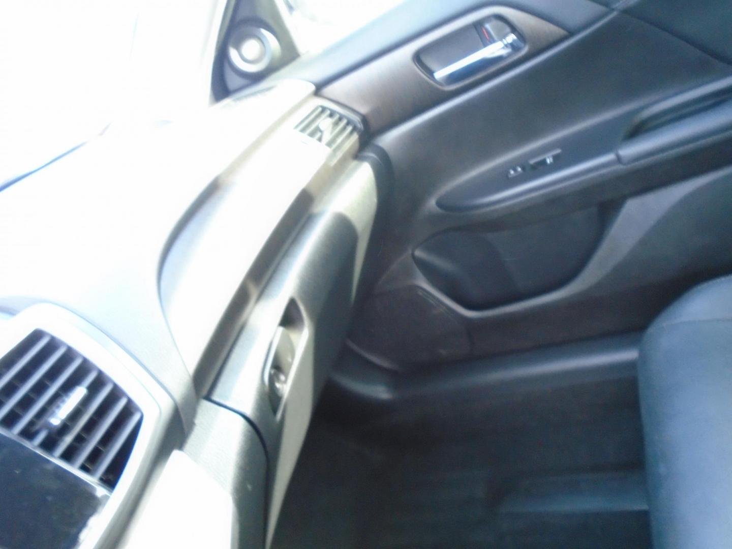 2014 BLACK /Black Honda Accord EX-L V6 Sedan AT (1HGCR3F82EA) with an 3.5L V6 SOHC 24V engine, 6-Speed Automatic transmission, located at 6112 N Florida Avenue, Tampa, FL, 33604, (888) 521-5131, 27.954929, -82.459534 - 499$ down plus tax & tag. - Photo#6