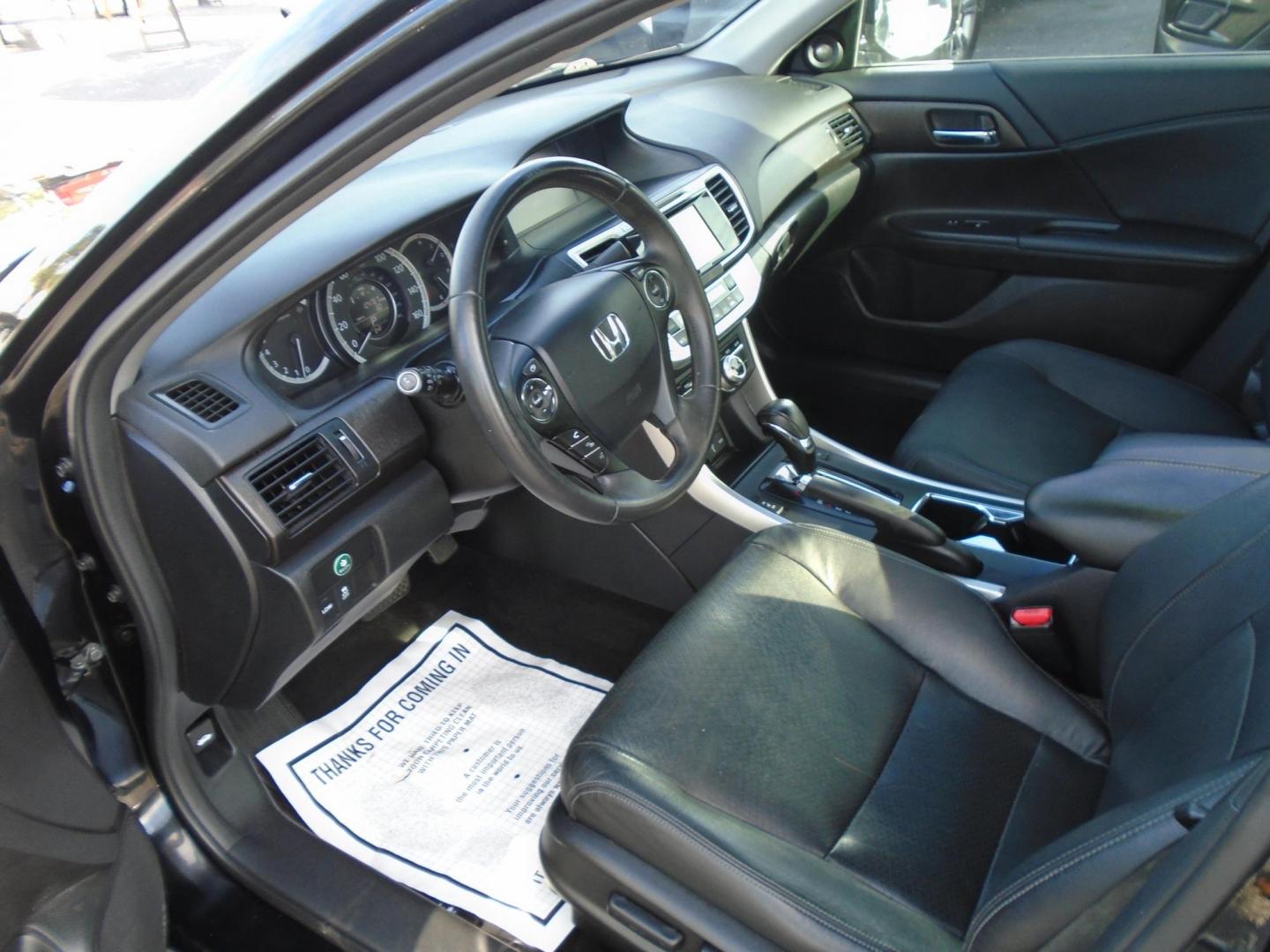 2014 BLACK /Black Honda Accord EX-L V6 Sedan AT (1HGCR3F82EA) with an 3.5L V6 SOHC 24V engine, 6-Speed Automatic transmission, located at 6112 N Florida Avenue, Tampa, FL, 33604, (888) 521-5131, 27.954929, -82.459534 - 499$ down plus tax & tag. - Photo#4