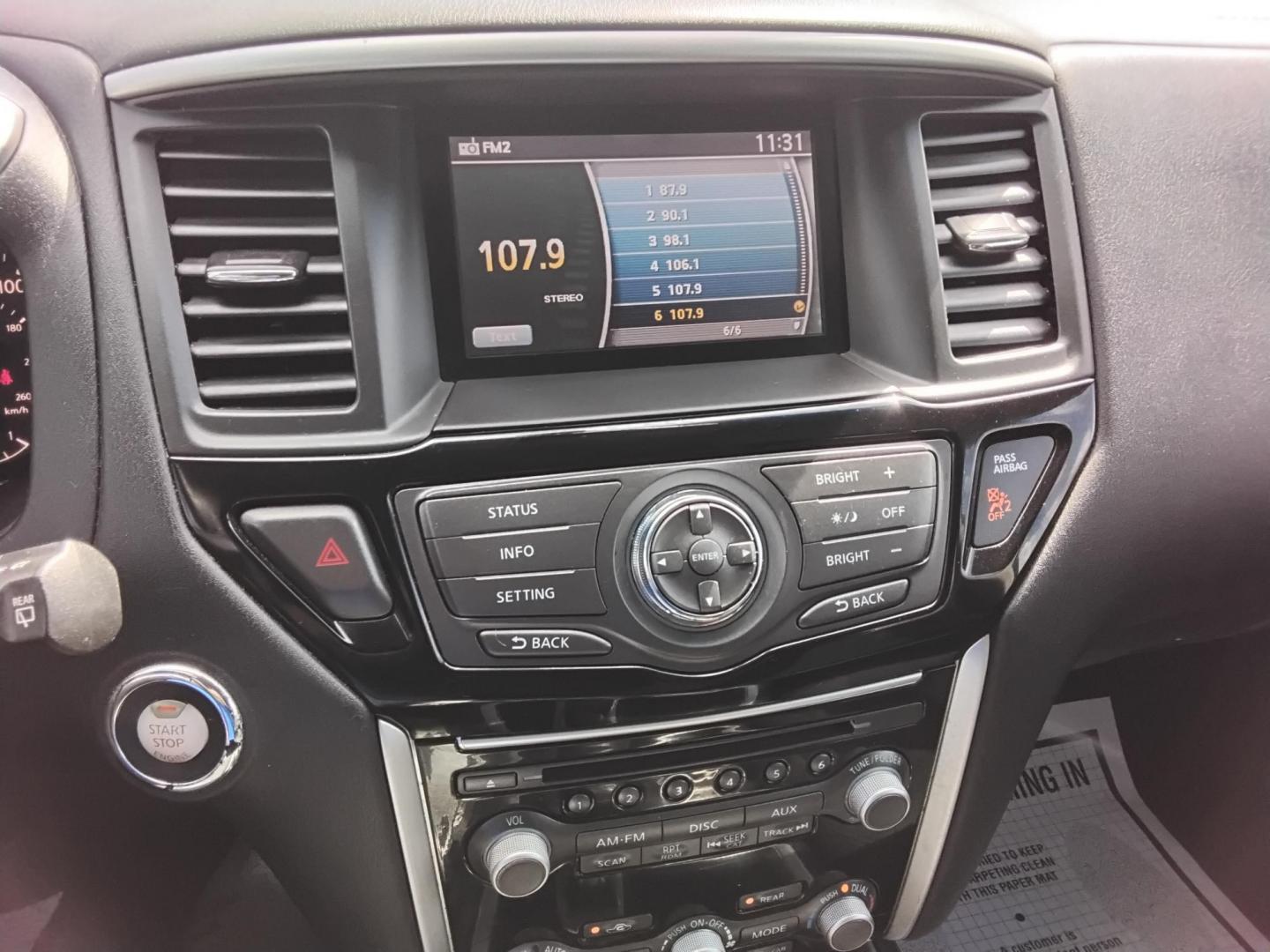 2015 GRAY /Grey Nissan Pathfinder S 2WD (5N1AR2MN1FC) with an 3.5L V6 DOHC 24V engine, Continuously Variable Transmission transmission, located at 6112 N Florida Avenue, Tampa, FL, 33604, (888) 521-5131, 27.954929, -82.459534 - 499$ DOWN PLUS TAX & TAG. - Photo#14