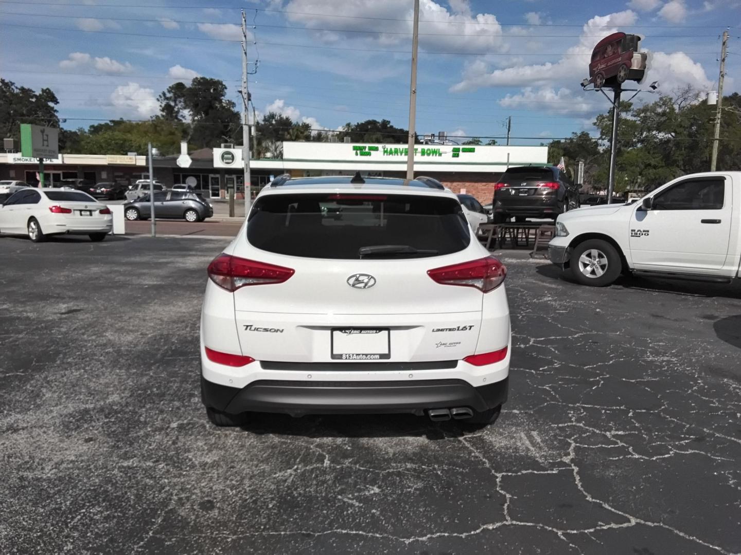 2016 White /Beige Hyundai Tucson Eco (KM8J33A25GU) with an 1.6L L4 DOHC 16V engine, 7A transmission, located at 6112 N Florida Avenue, Tampa, FL, 33604, (888) 521-5131, 27.954929, -82.459534 - 499$ down plus tax & tag. - Photo#3
