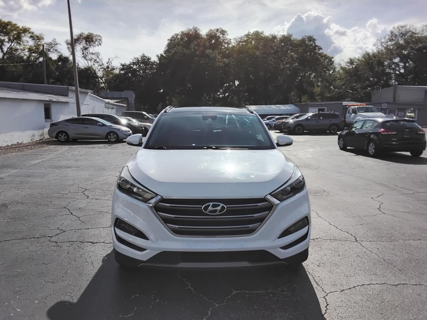 2016 White /Beige Hyundai Tucson Eco (KM8J33A25GU) with an 1.6L L4 DOHC 16V engine, 7A transmission, located at 6112 N Florida Avenue, Tampa, FL, 33604, (888) 521-5131, 27.954929, -82.459534 - 499$ down plus tax & tag. - Photo#1