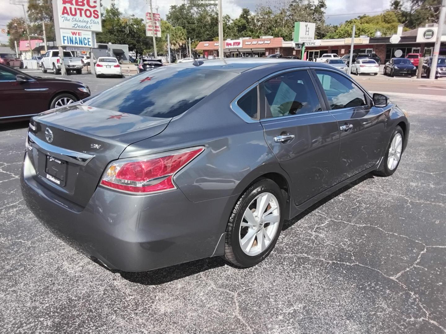 2015 GRAY /Grey Nissan Altima 2.5 S (1N4AL3APXFC) with an 2.5L L4 DOHC 16V engine, Continuously Variable Transmission transmission, located at 6112 N Florida Avenue, Tampa, FL, 33604, (888) 521-5131, 27.954929, -82.459534 - 499$ down plus tax & tag. - Photo#6