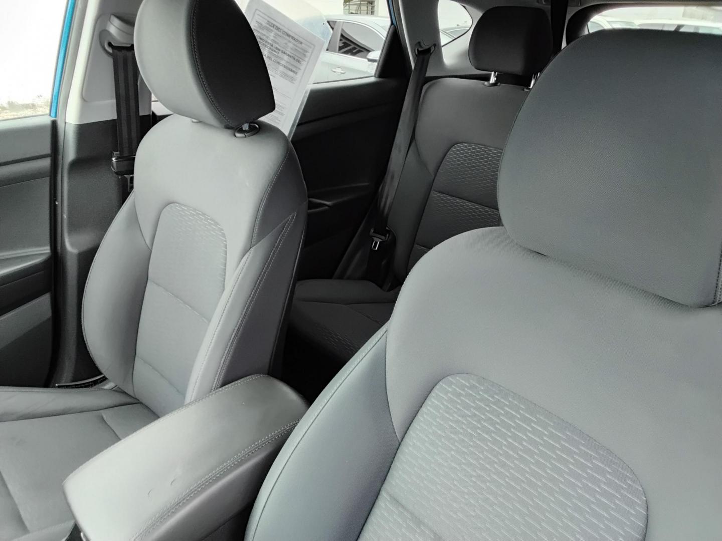 2020 Hyundai Tucson Value (KM8J33A43LU) with an 2.0L L4 DOHC 16V engine, 6A transmission, located at 6112 N Florida Avenue, Tampa, FL, 33604, (888) 521-5131, 27.954929, -82.459534 - 499$ down plus tax & tag. - Photo#8