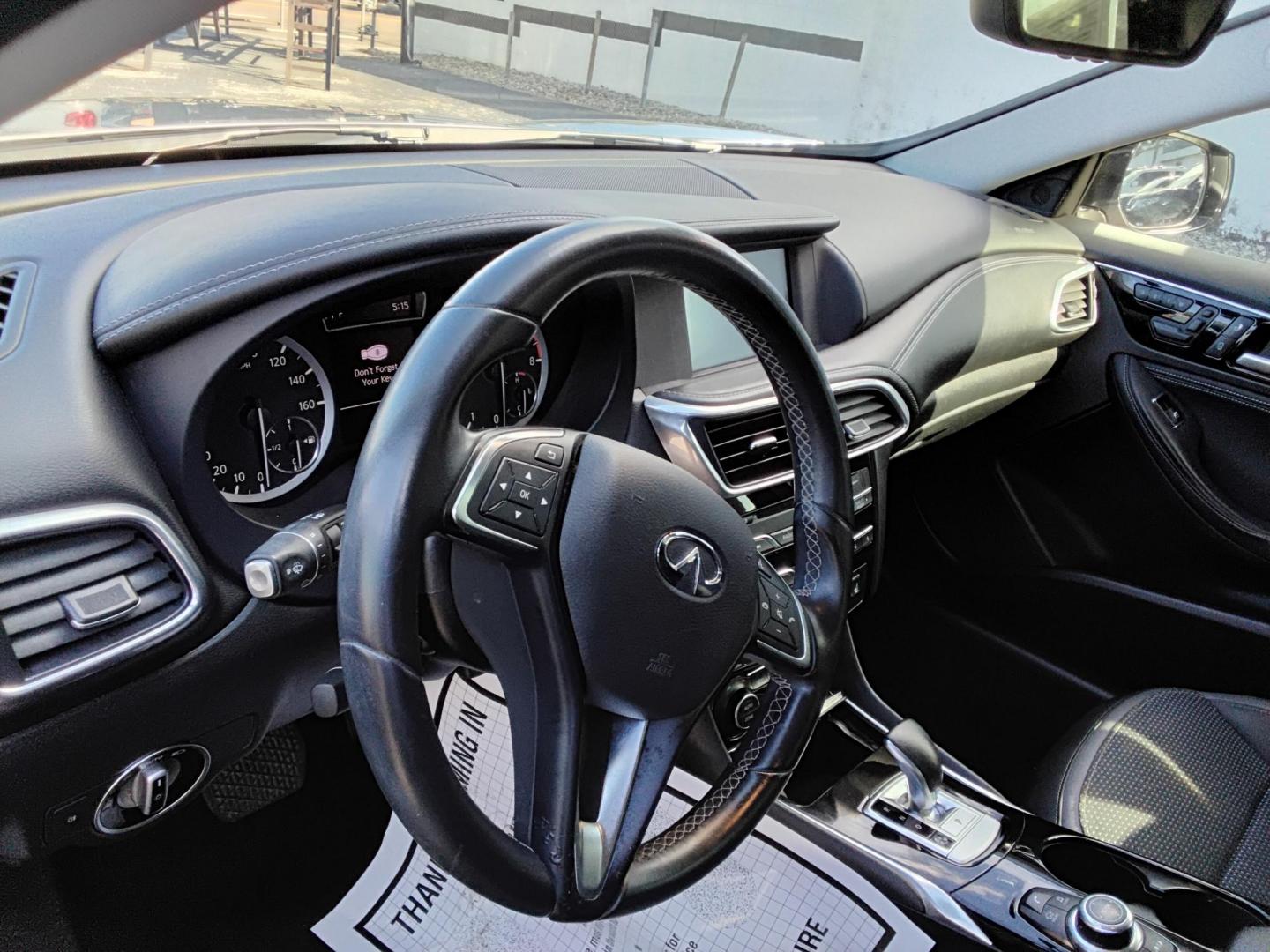 2018 SILVER /Black Infiniti QX30 Luxury (SJKCH5CPXJA) with an 2.0L L4 DOHC 16V engine, 7A transmission, located at 6112 N Florida Avenue, Tampa, FL, 33604, (888) 521-5131, 27.954929, -82.459534 - 499$ down plus tax & tag - Photo#7