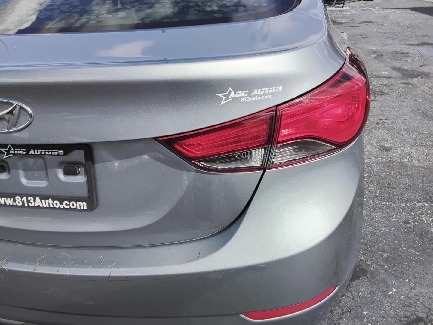 2016 SILVER /Grey Hyundai Elantra Limited (5NPDH4AE3GH) with an 1.8L L4 DOHC 16V engine, 6-Speed Automatic transmission, located at 6112 N Florida Avenue, Tampa, FL, 33604, (888) 521-5131, 27.954929, -82.459534 - 499$ DOWN PLUS TAX & TAG. - Photo#6