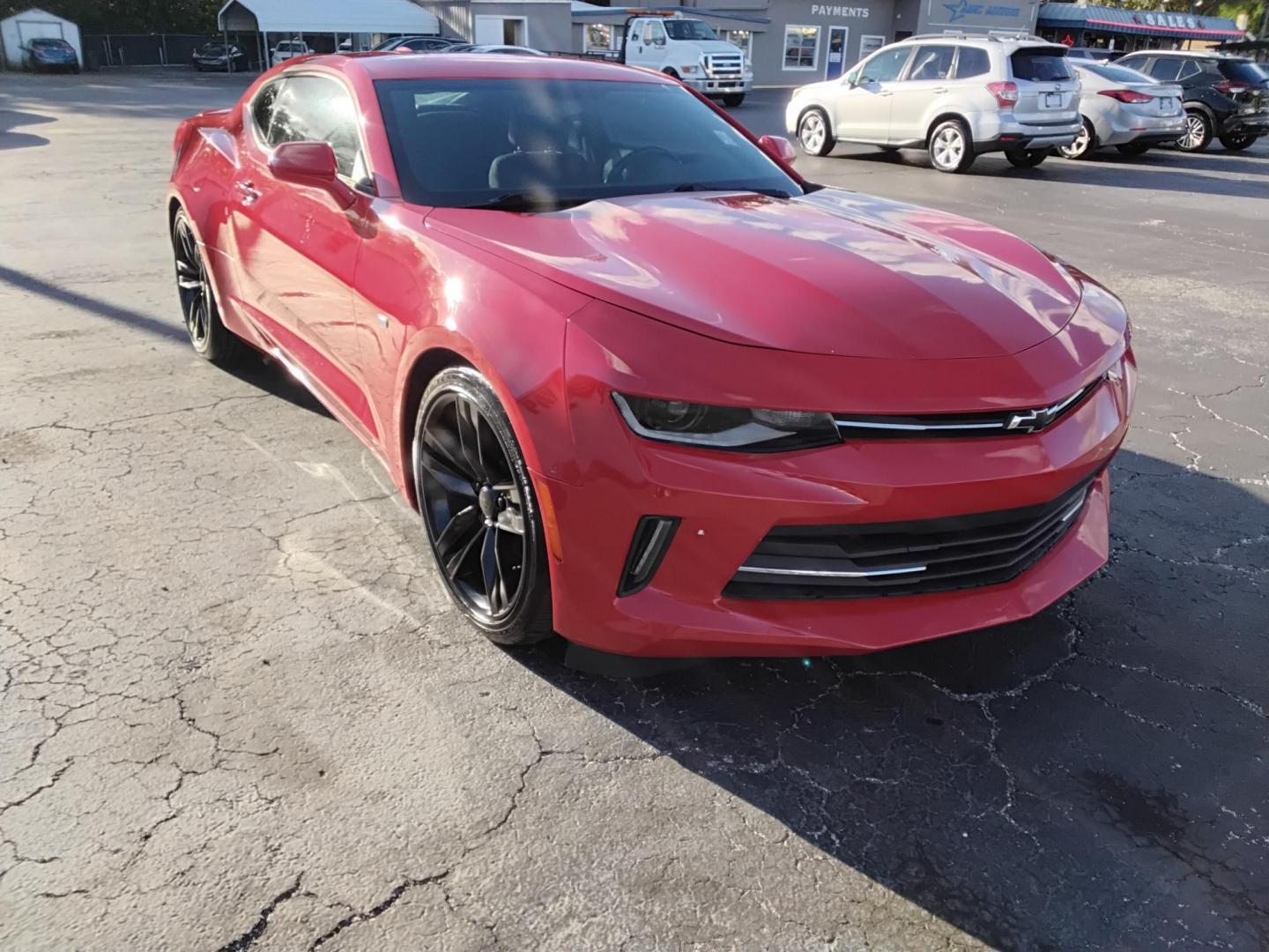 2018 RED /Grey Chevrolet Camaro 1LT Coupe (1G1FB1RS1J0) with an 3.6L V6 DOHC 24V engine, 6A transmission, located at 6112 N Florida Avenue, Tampa, FL, 33604, (888) 521-5131, 27.954929, -82.459534 - 499$ DOWN PLUS TAX & TAG. - Photo#1