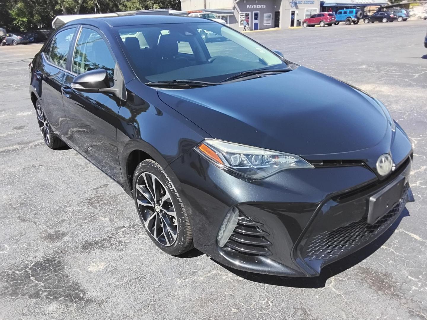 2017 BLACK /Grey Toyota Corolla L CVT (2T1BURHE6HC) with an 1.8L L4 DOHC 16V engine, CVT transmission, located at 6112 N Florida Avenue, Tampa, FL, 33604, (888) 521-5131, 27.954929, -82.459534 - 499$ DOWN PLUS TAX & TAG. - Photo#4