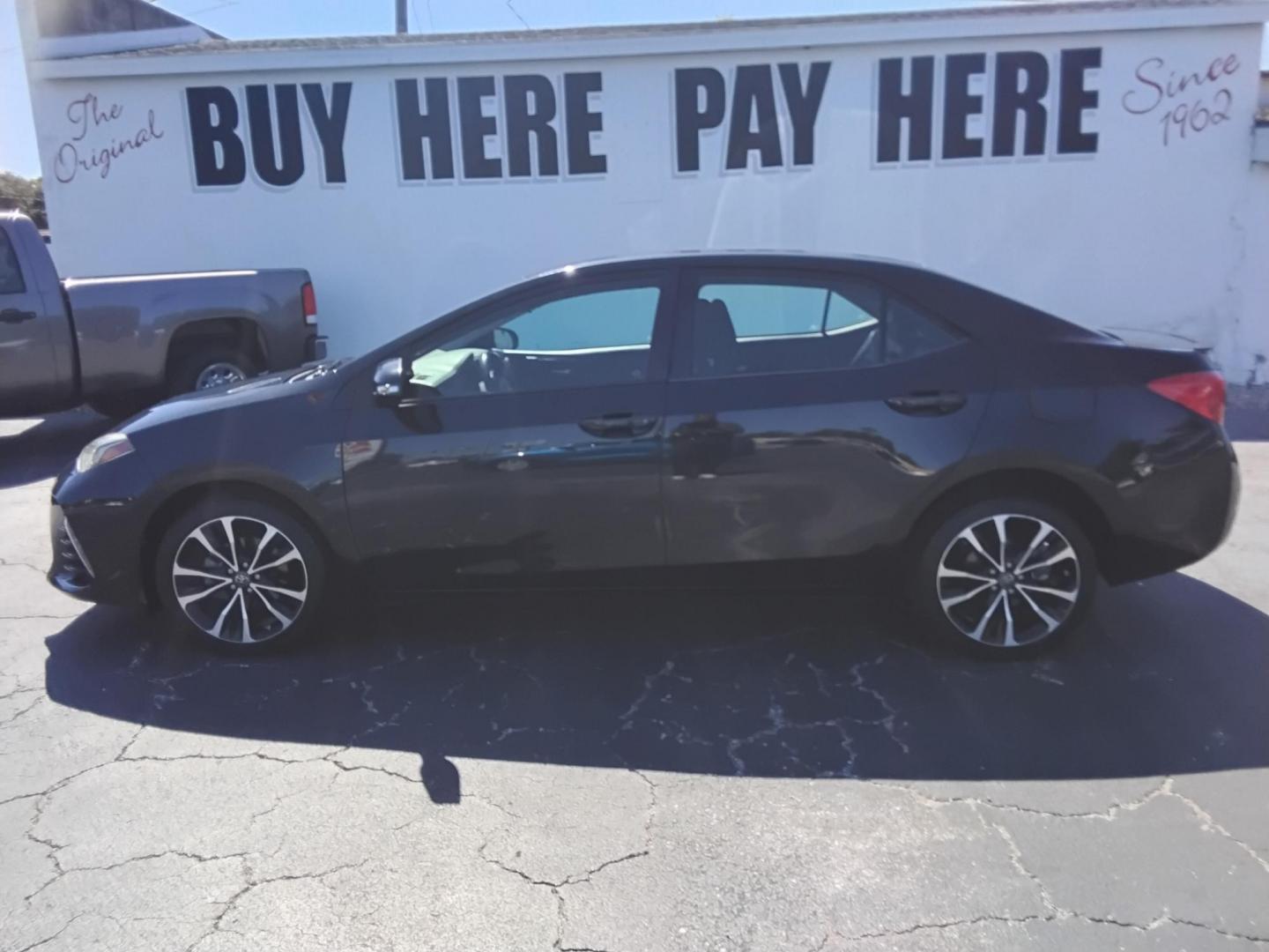 2017 BLACK /Grey Toyota Corolla L CVT (2T1BURHE6HC) with an 1.8L L4 DOHC 16V engine, CVT transmission, located at 6112 N Florida Avenue, Tampa, FL, 33604, (888) 521-5131, 27.954929, -82.459534 - 499$ DOWN PLUS TAX & TAG. - Photo#0