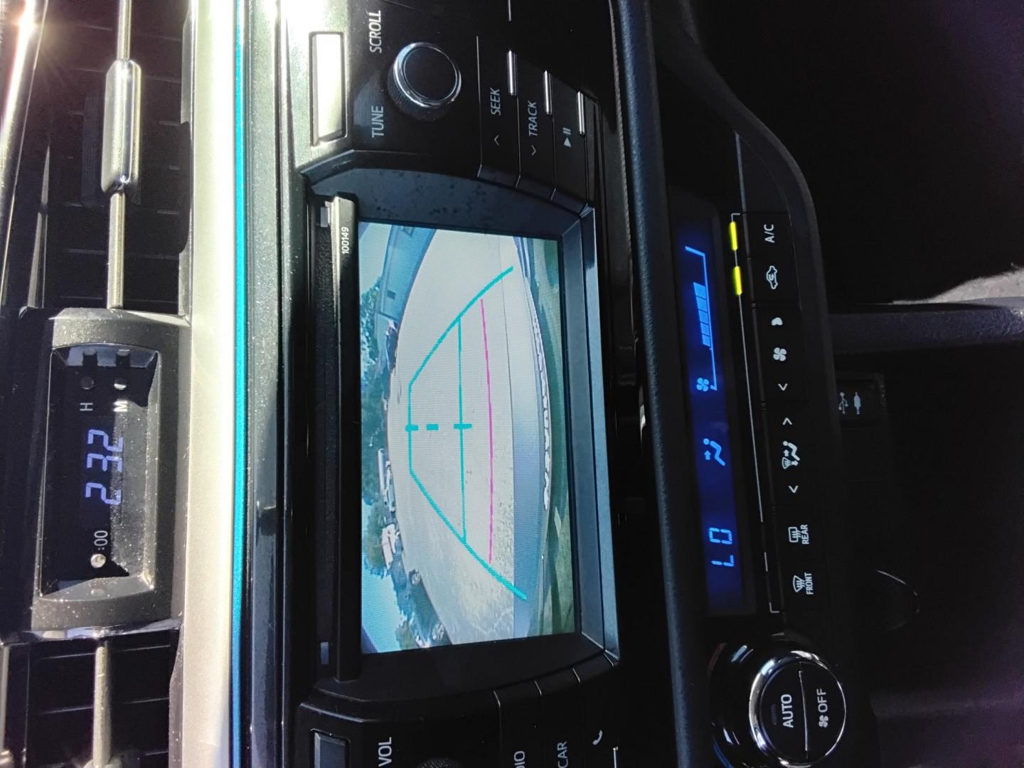 2015 GRAY /Grey Toyota Corolla L 4-Speed AT (2T1BURHEXFC) with an 1.8L L4 DOHC 16V engine, 4-Speed Automatic transmission, located at 6112 N Florida Avenue, Tampa, FL, 33604, (888) 521-5131, 27.954929, -82.459534 - 499$ DOWN PLUS TAX & TAG. - Photo#13