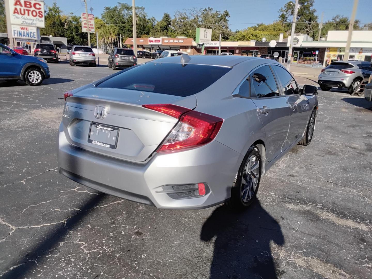 2018 GRAY /Grey Honda Civic EX Sedan CVT (19XFC2F71JE) with an 2.0L L4 DOHC 16V engine, CVT transmission, located at 6112 N Florida Avenue, Tampa, FL, 33604, (888) 521-5131, 27.954929, -82.459534 - 499$ down plus tax & tag. - Photo#4