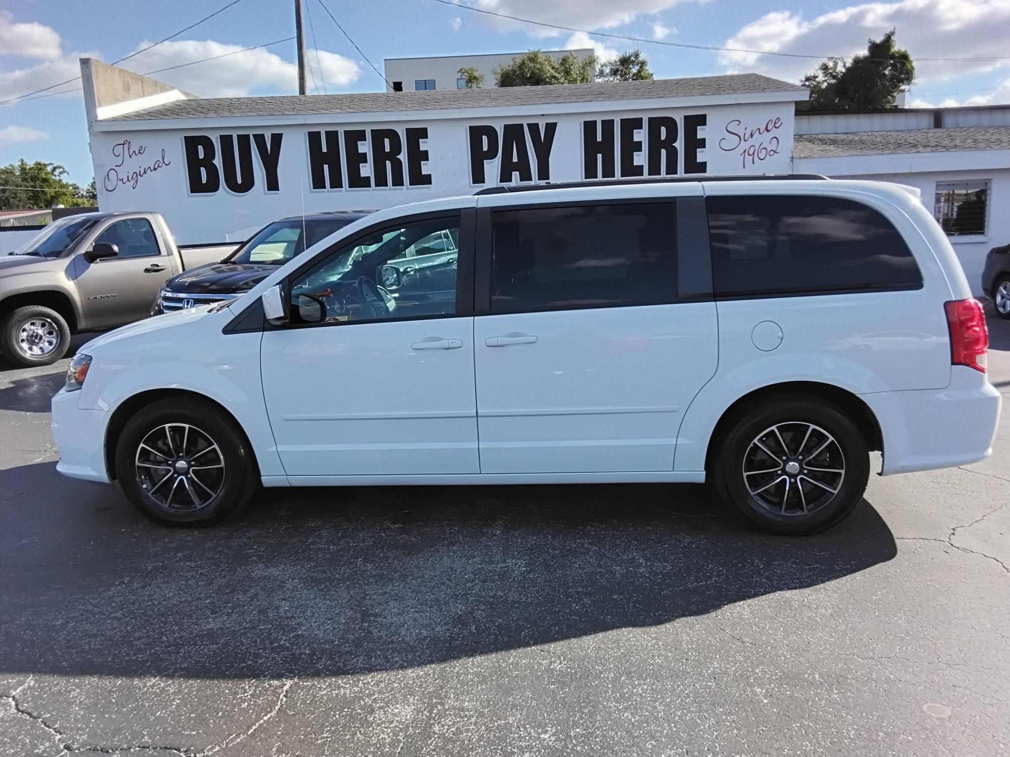 photo of 2017 Dodge Grand Caravan GT