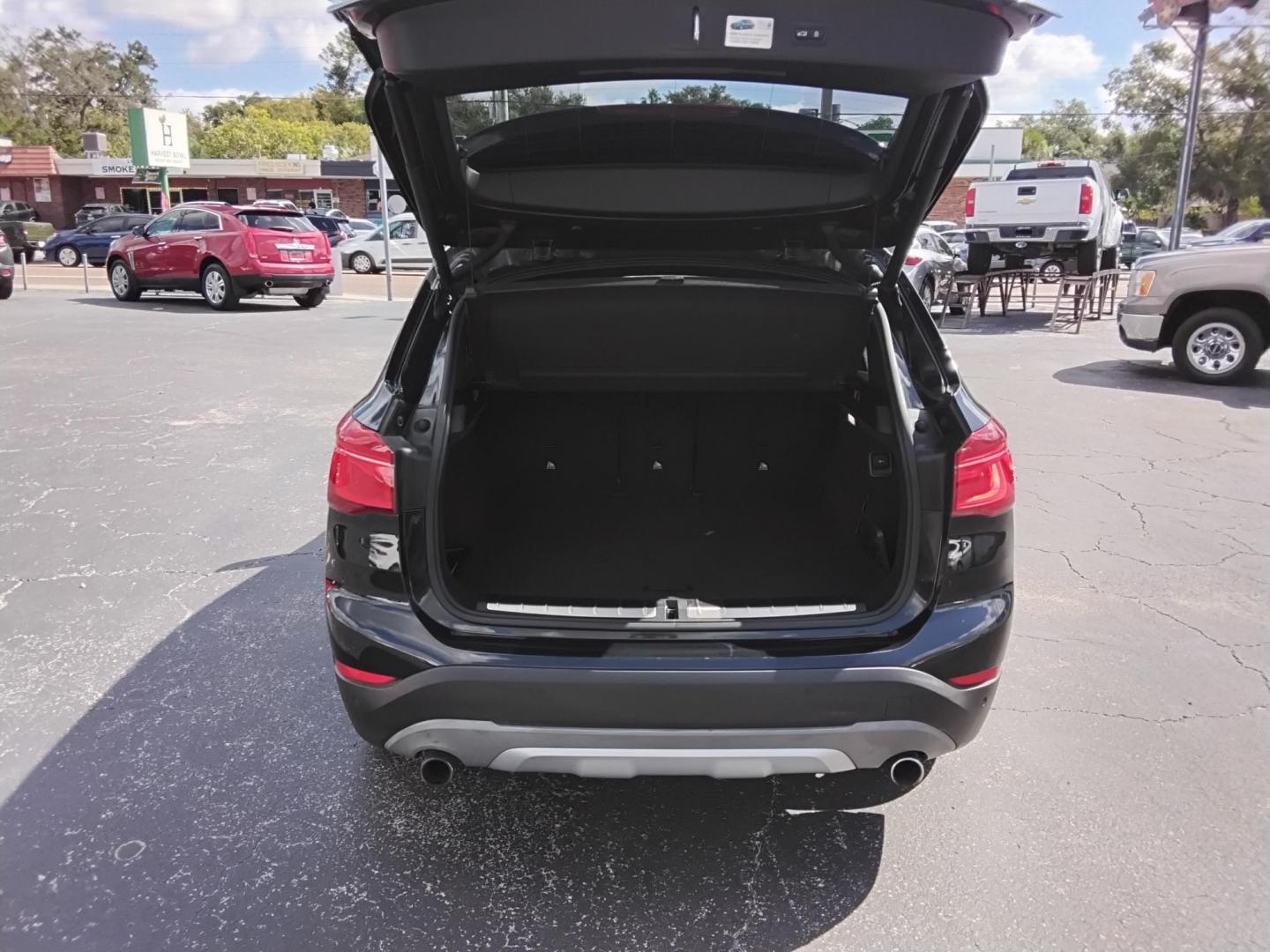 2017 BLACK /Black BMW X1 xDrive28i (WBXHT3C37H5) with an 2.0L L4 DOHC 16V engine, 8A transmission, located at 6112 N Florida Avenue, Tampa, FL, 33604, (888) 521-5131, 27.954929, -82.459534 - 499$ down plus tax & tag. - Photo#13