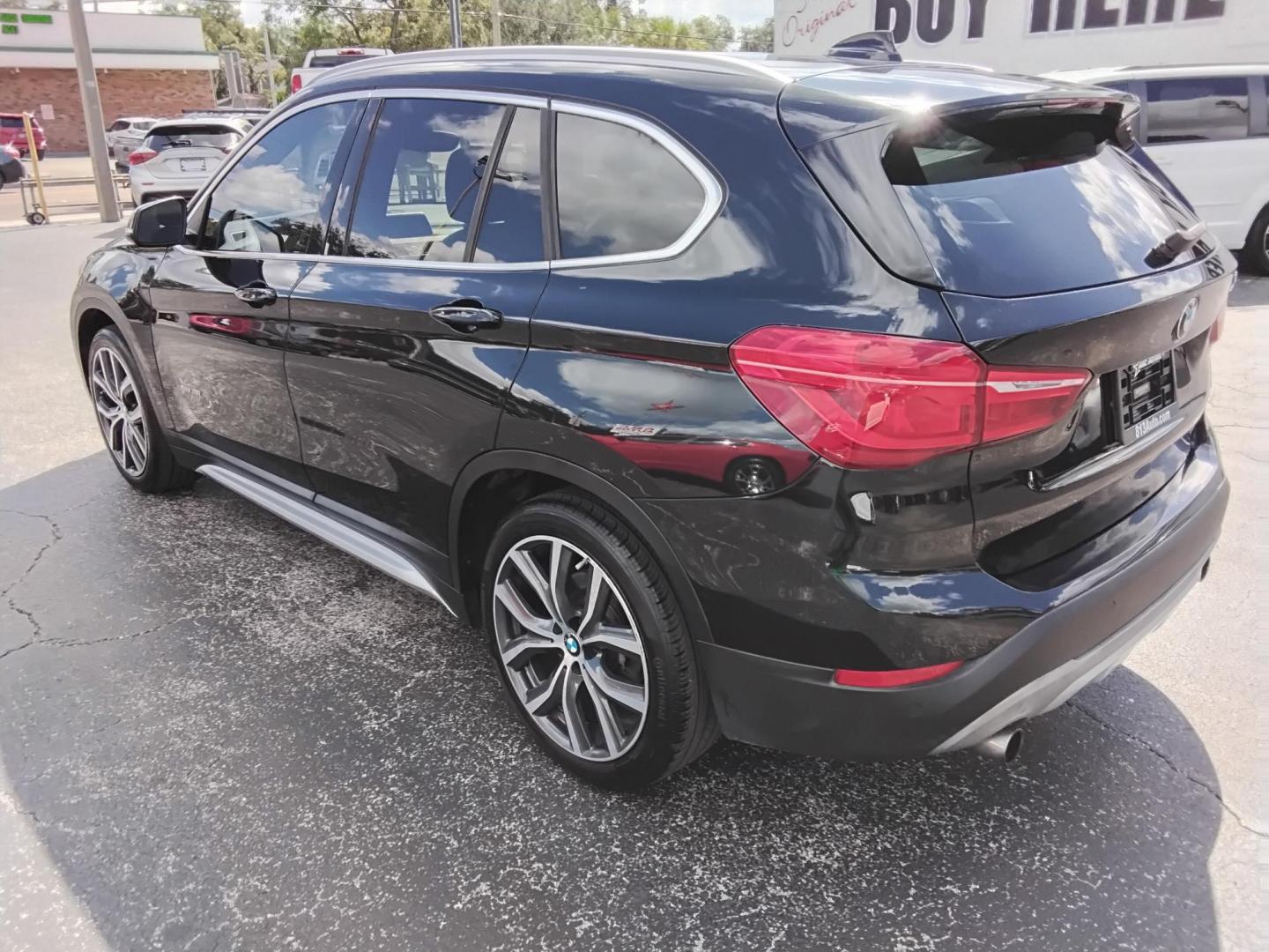 2017 BLACK /Black BMW X1 xDrive28i (WBXHT3C37H5) with an 2.0L L4 DOHC 16V engine, 8A transmission, located at 6112 N Florida Avenue, Tampa, FL, 33604, (888) 521-5131, 27.954929, -82.459534 - 499$ down plus tax & tag. - Photo#6