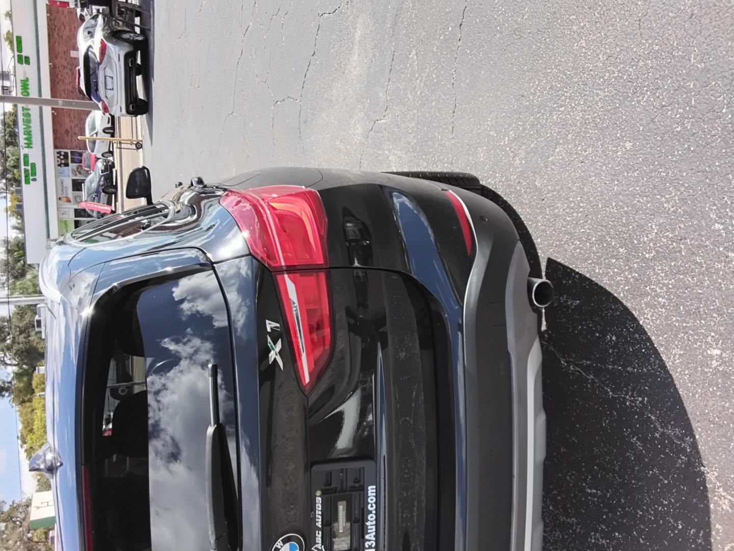2017 BLACK /Black BMW X1 xDrive28i (WBXHT3C37H5) with an 2.0L L4 DOHC 16V engine, 8A transmission, located at 6112 N Florida Avenue, Tampa, FL, 33604, (888) 521-5131, 27.954929, -82.459534 - 499$ down plus tax & tag. - Photo#9