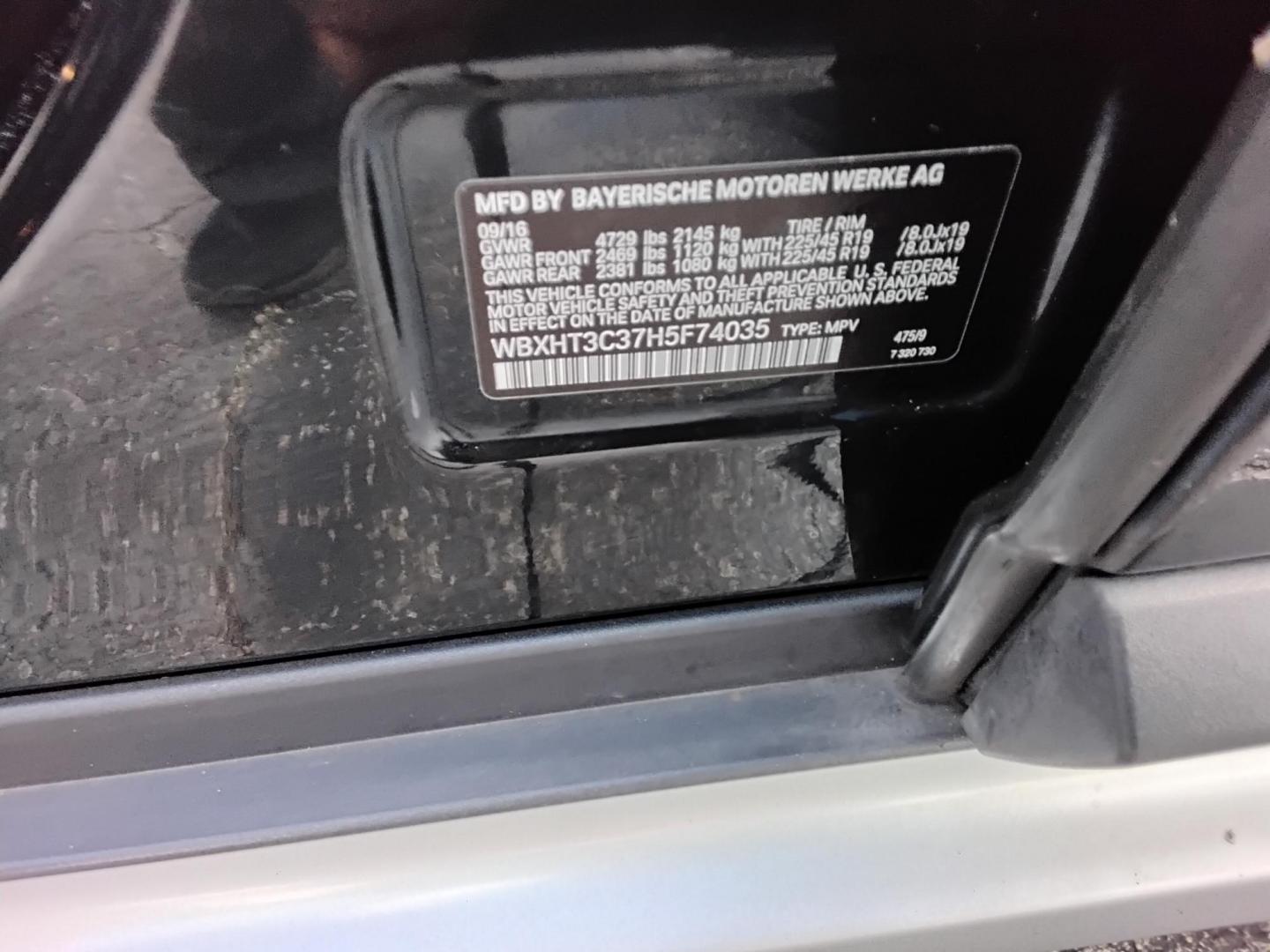 2017 BLACK /Black BMW X1 xDrive28i (WBXHT3C37H5) with an 2.0L L4 DOHC 16V engine, 8A transmission, located at 6112 N Florida Avenue, Tampa, FL, 33604, (888) 521-5131, 27.954929, -82.459534 - 499$ down plus tax & tag. - Photo#23