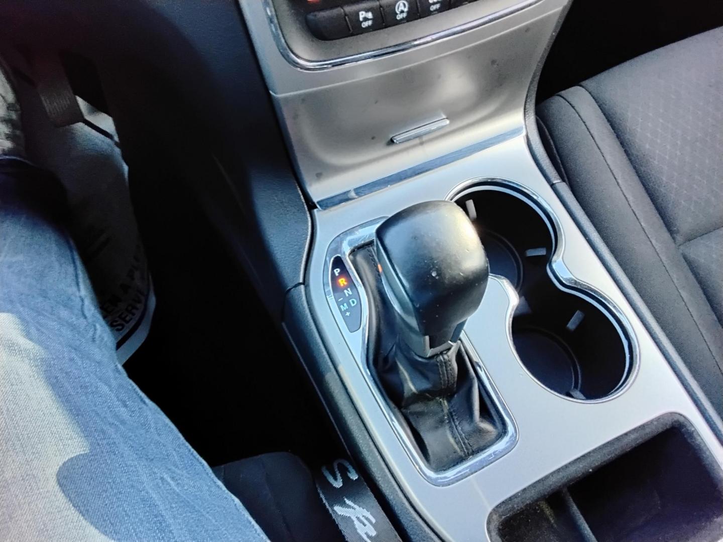 2019 BLACK /Grey Jeep Grand Cherokee Laredo 2WD (1C4RJEAG4KC) with an 3.6L V6 DOHC 24V engine, 8A transmission, located at 6112 N Florida Avenue, Tampa, FL, 33604, (888) 521-5131, 27.954929, -82.459534 - 499$ down plus tax & tag. - Photo#18