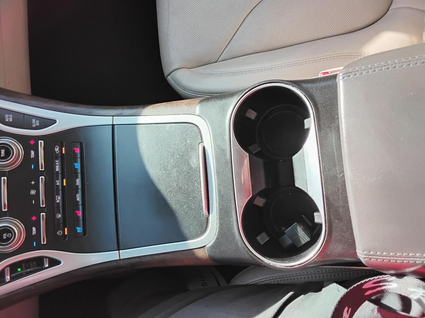 2017 RED LT /Beige Lincoln MKX Reserve (2LMPJ6LR8HB) with an 3.7L V6 DOHC 24V engine, 6A transmission, located at 6112 N Florida Avenue, Tampa, FL, 33604, (888) 521-5131, 27.954929, -82.459534 - 499$ DOWN PLUS TAX & TAG. - Photo#13