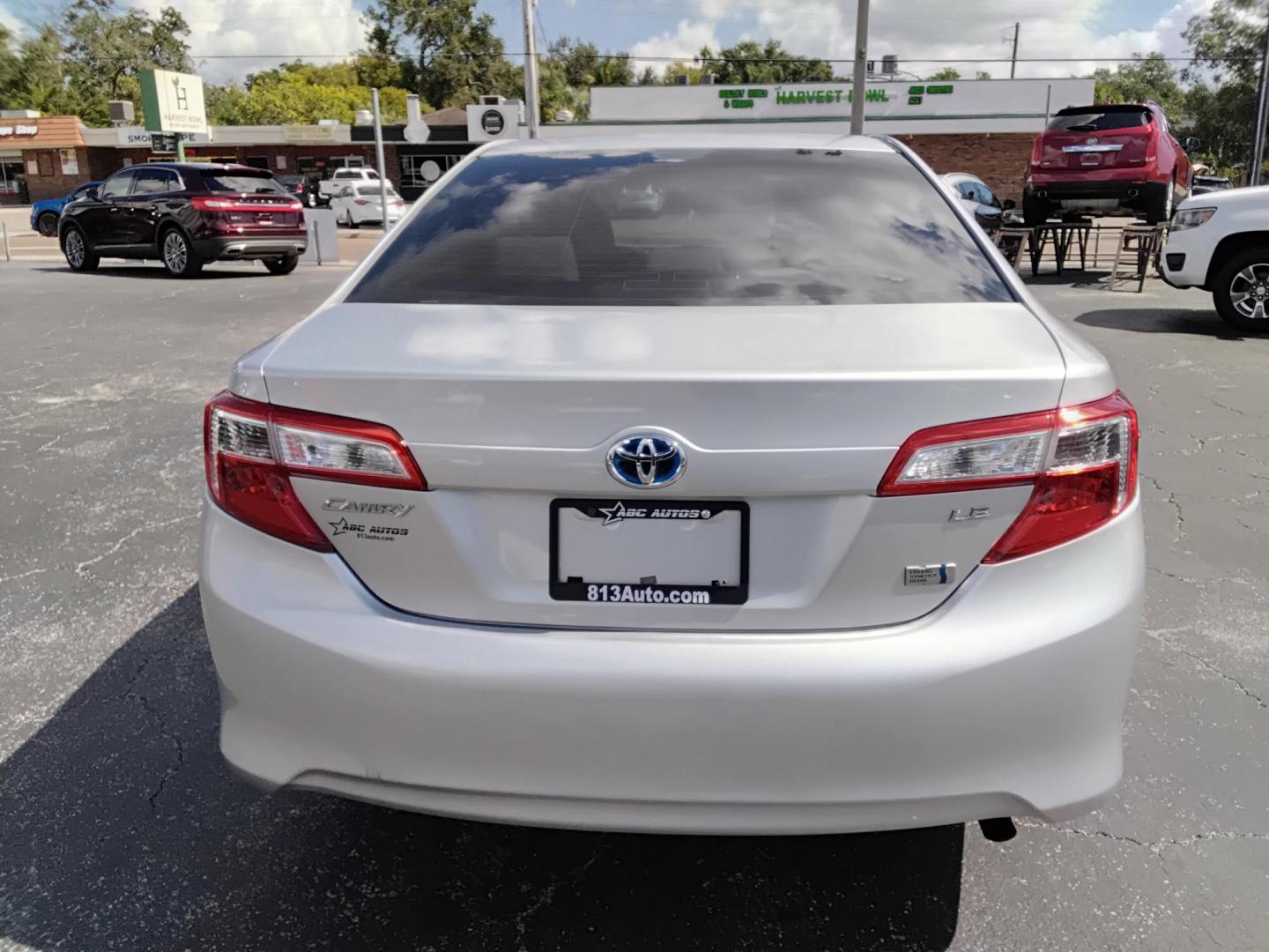 2012 GRAY /Grey Toyota Camry Hybrid LE (4T1BD1FK9CU) with an 2.5L L4 DOHC 16V HYBRID engine, Continuously Variable Transmission transmission, located at 6112 N Florida Avenue, Tampa, FL, 33604, (888) 521-5131, 27.954929, -82.459534 - 499$ DOWN PLUS TAX & TAG. - Photo#6