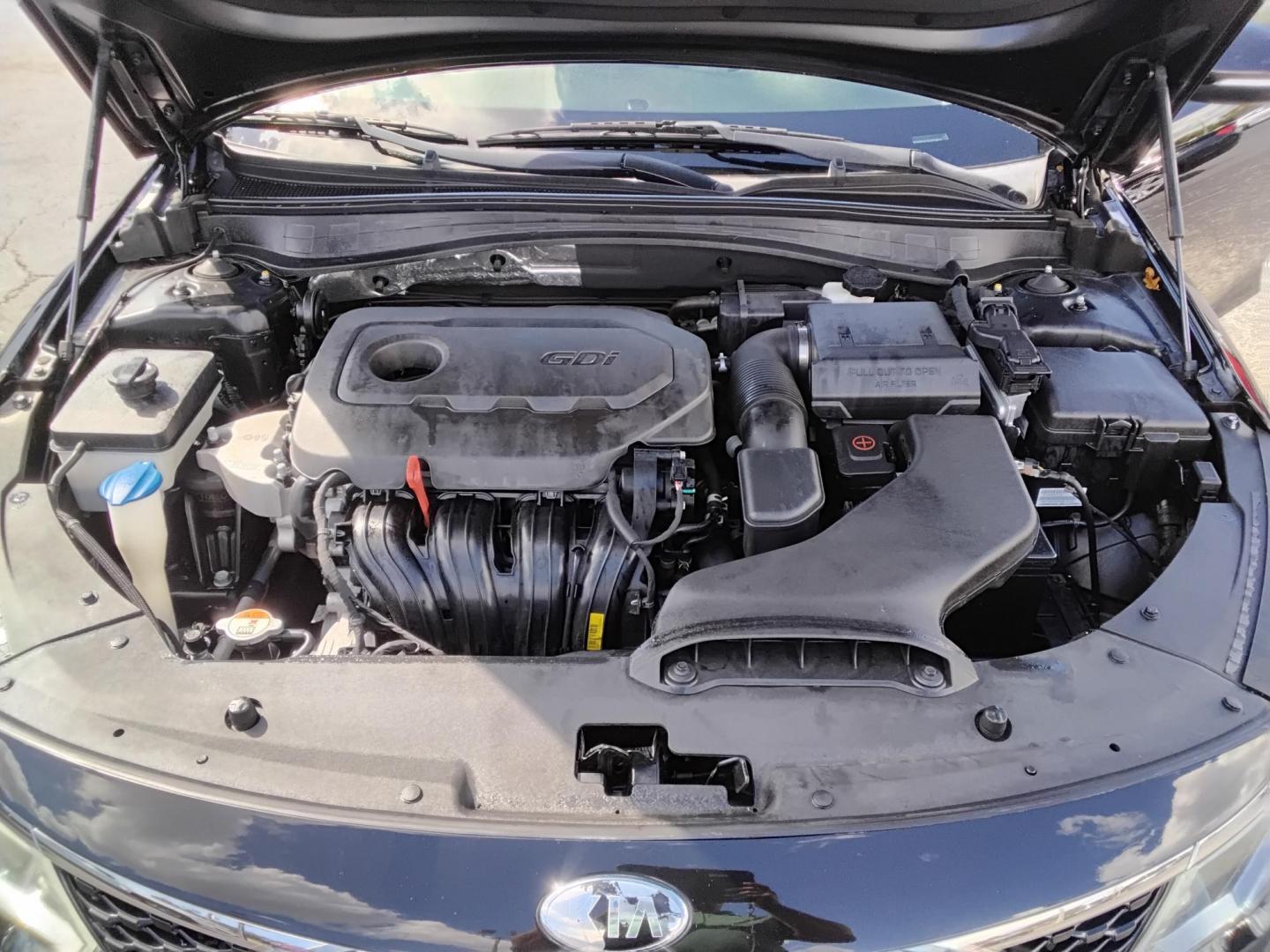 2018 BLACK /Grey Kia Optima LX (5XXGT4L35JG) with an 2.4L L4 DOHC 16V engine, 6A transmission, located at 6112 N Florida Avenue, Tampa, FL, 33604, (888) 521-5131, 27.954929, -82.459534 - 499$ DOWN PLUS TAX & TAG. - Photo#15