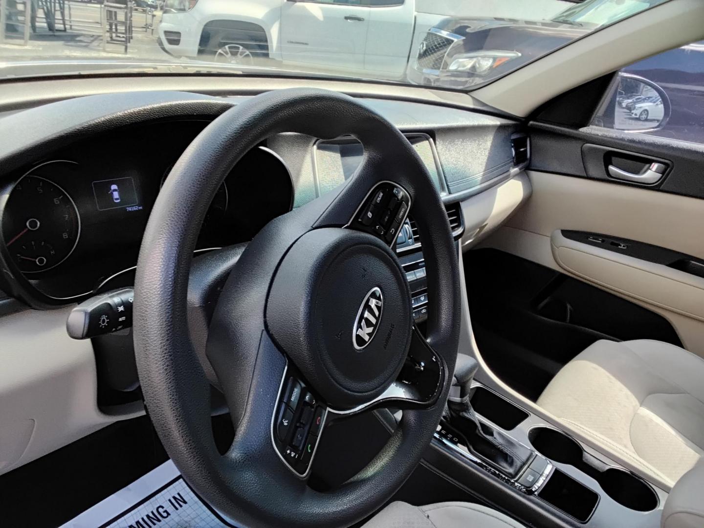 2018 BLACK /Grey Kia Optima LX (5XXGT4L35JG) with an 2.4L L4 DOHC 16V engine, 6A transmission, located at 6112 N Florida Avenue, Tampa, FL, 33604, (888) 521-5131, 27.954929, -82.459534 - 499$ DOWN PLUS TAX & TAG. - Photo#9