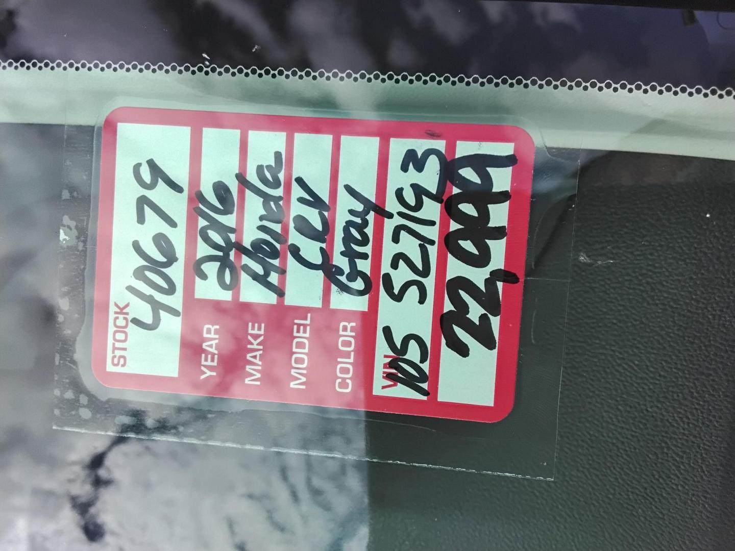 2016 GRAY /Beige Honda CR-V SE 2WD (2HKRM3H45GH) with an 2.4L L4 DOHC 16V engine, CVT transmission, located at 6112 N Florida Avenue, Tampa, FL, 33604, (888) 521-5131, 27.954929, -82.459534 - 499$ down plus tax & tag. - Photo#25