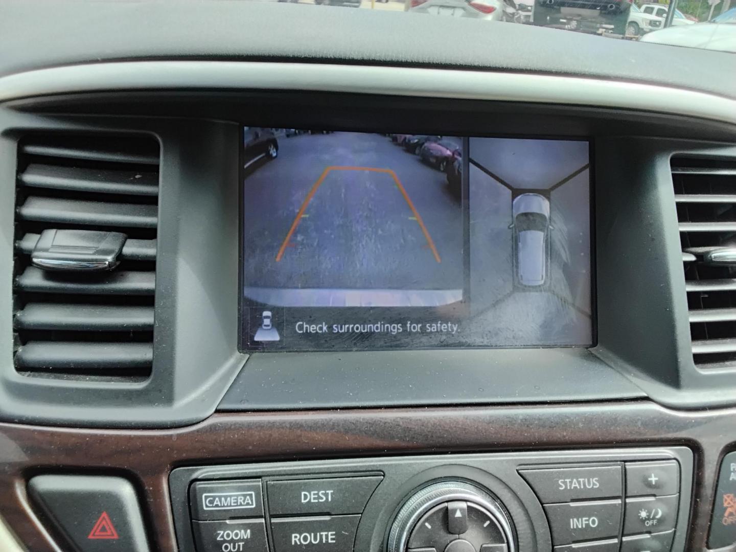 2016 BROWN /Beige Nissan Pathfinder S 2WD (5N1AR2MN9GC) with an 3.5L V6 DOHC 24V engine, CVT transmission, located at 6112 N Florida Avenue, Tampa, FL, 33604, (888) 521-5131, 27.954929, -82.459534 - 499$ down plus tax & tag. - Photo#11