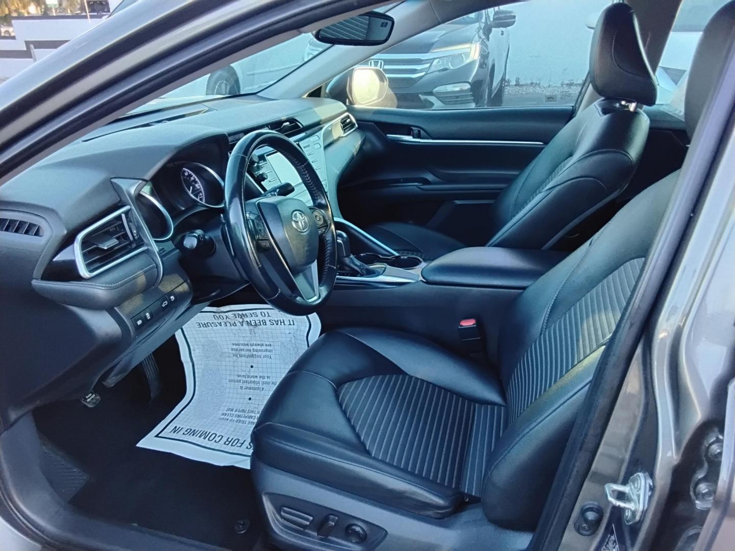 2018 GRAY /Grey Toyota Camry LE (4T1B11HKXJU) with an 2.5L L4 DOHC 16V engine, 8A transmission, located at 6112 N Florida Avenue, Tampa, FL, 33604, (888) 521-5131, 27.954929, -82.459534 - 499$ down plus tax & tag. - Photo#10