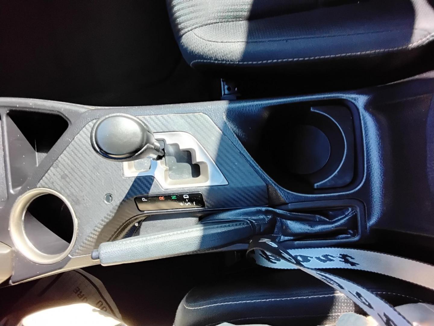 2013 GRAY /Grey Toyota RAV4 XLE FWD (2T3WFREV3DW) with an 2.5L L4 DOHC 16V engine, 6-Speed Automatic transmission, located at 6112 N Florida Avenue, Tampa, FL, 33604, (888) 521-5131, 27.954929, -82.459534 - 499$ DOWN PLUS TAX & TAG. - Photo#21