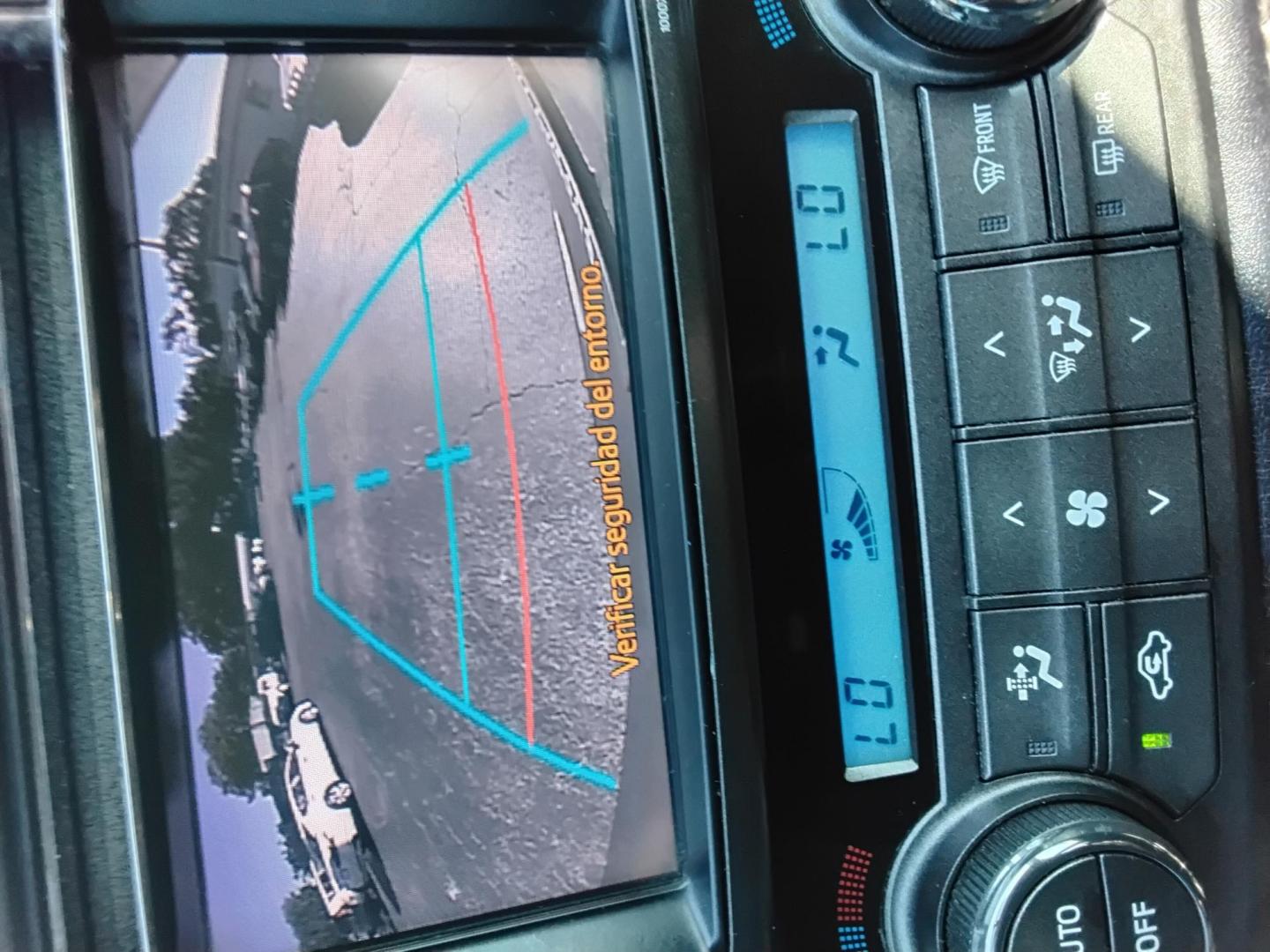 2013 GRAY /Grey Toyota RAV4 XLE FWD (2T3WFREV3DW) with an 2.5L L4 DOHC 16V engine, 6-Speed Automatic transmission, located at 6112 N Florida Avenue, Tampa, FL, 33604, (888) 521-5131, 27.954929, -82.459534 - 499$ DOWN PLUS TAX & TAG. - Photo#17