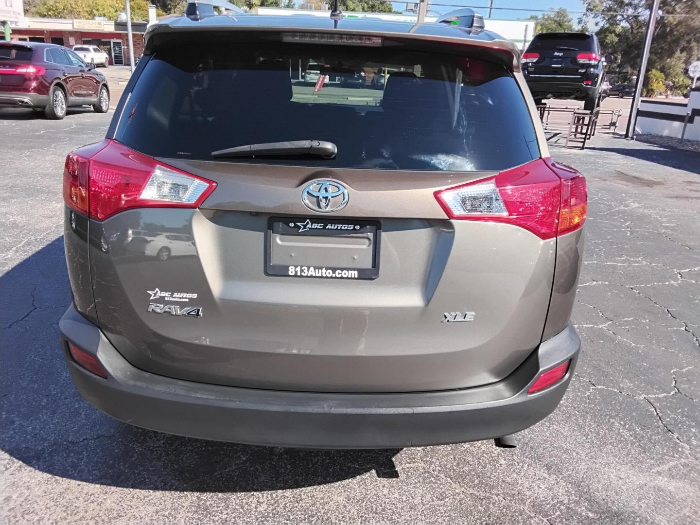 2013 GRAY /Grey Toyota RAV4 XLE FWD (2T3WFREV3DW) with an 2.5L L4 DOHC 16V engine, 6-Speed Automatic transmission, located at 6112 N Florida Avenue, Tampa, FL, 33604, (888) 521-5131, 27.954929, -82.459534 - 499$ DOWN PLUS TAX & TAG. - Photo#12