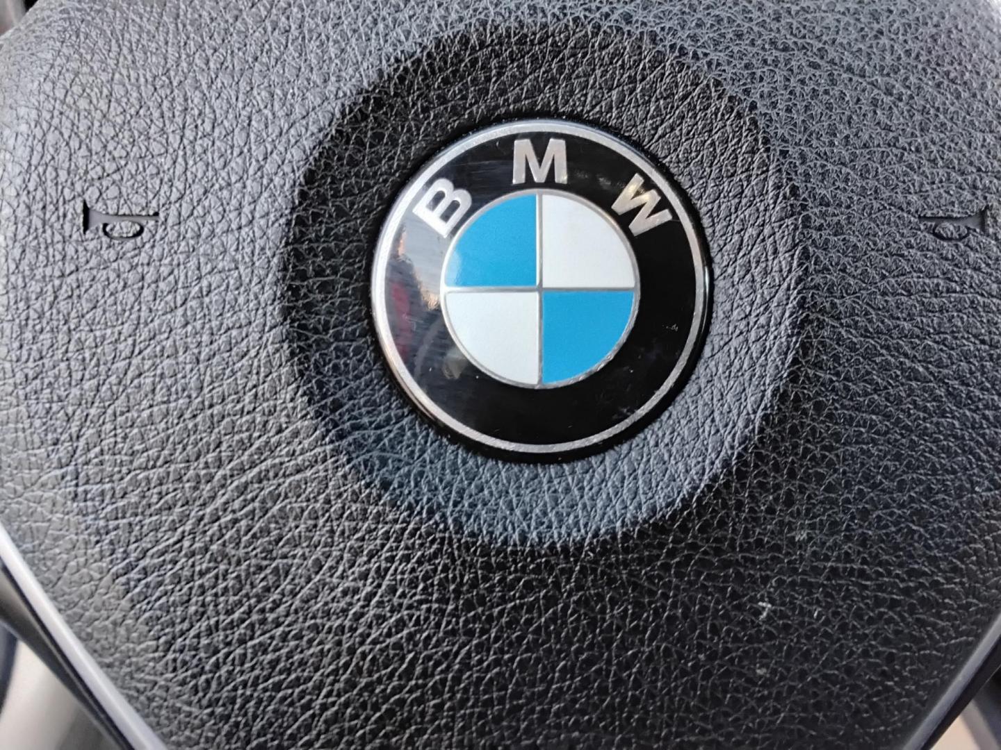 2014 GRAY /Beige BMW 3-Series 328i Sedan (WBA3A5C57EJ) with an 2.0L L4 DOHC 16V engine, located at 6112 N Florida Avenue, Tampa, FL, 33604, (888) 521-5131, 27.954929, -82.459534 - 499$ DOWN PLUS TAX & TAG. - Photo#11