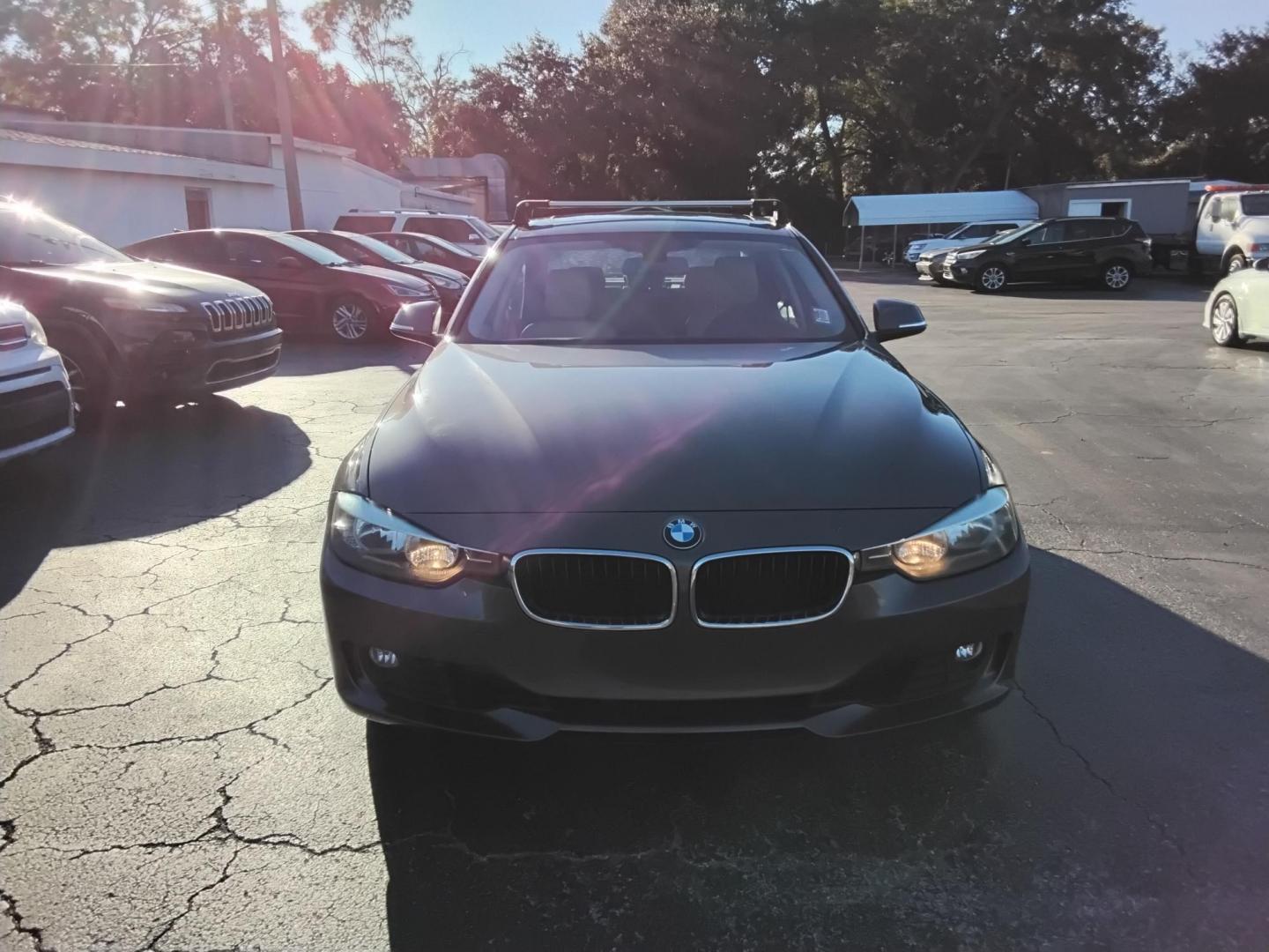 2014 GRAY /Beige BMW 3-Series 328i Sedan (WBA3A5C57EJ) with an 2.0L L4 DOHC 16V engine, located at 6112 N Florida Avenue, Tampa, FL, 33604, (888) 521-5131, 27.954929, -82.459534 - 499$ DOWN PLUS TAX & TAG. - Photo#2