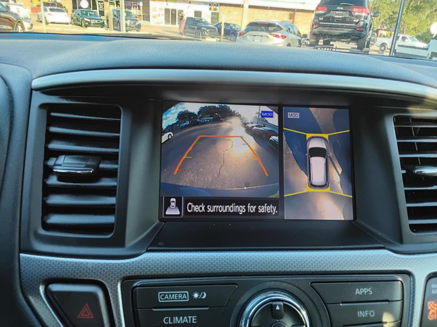 2017 GREEN /Black Nissan Pathfinder Platinum 2WD (5N1DR2MN9HC) with an 3.5L V6 DOHC 24V engine, CVT transmission, located at 6112 N Florida Avenue, Tampa, FL, 33604, (888) 521-5131, 27.954929, -82.459534 - 499$ DOWN PLUS TAX & TAG. - Photo#10