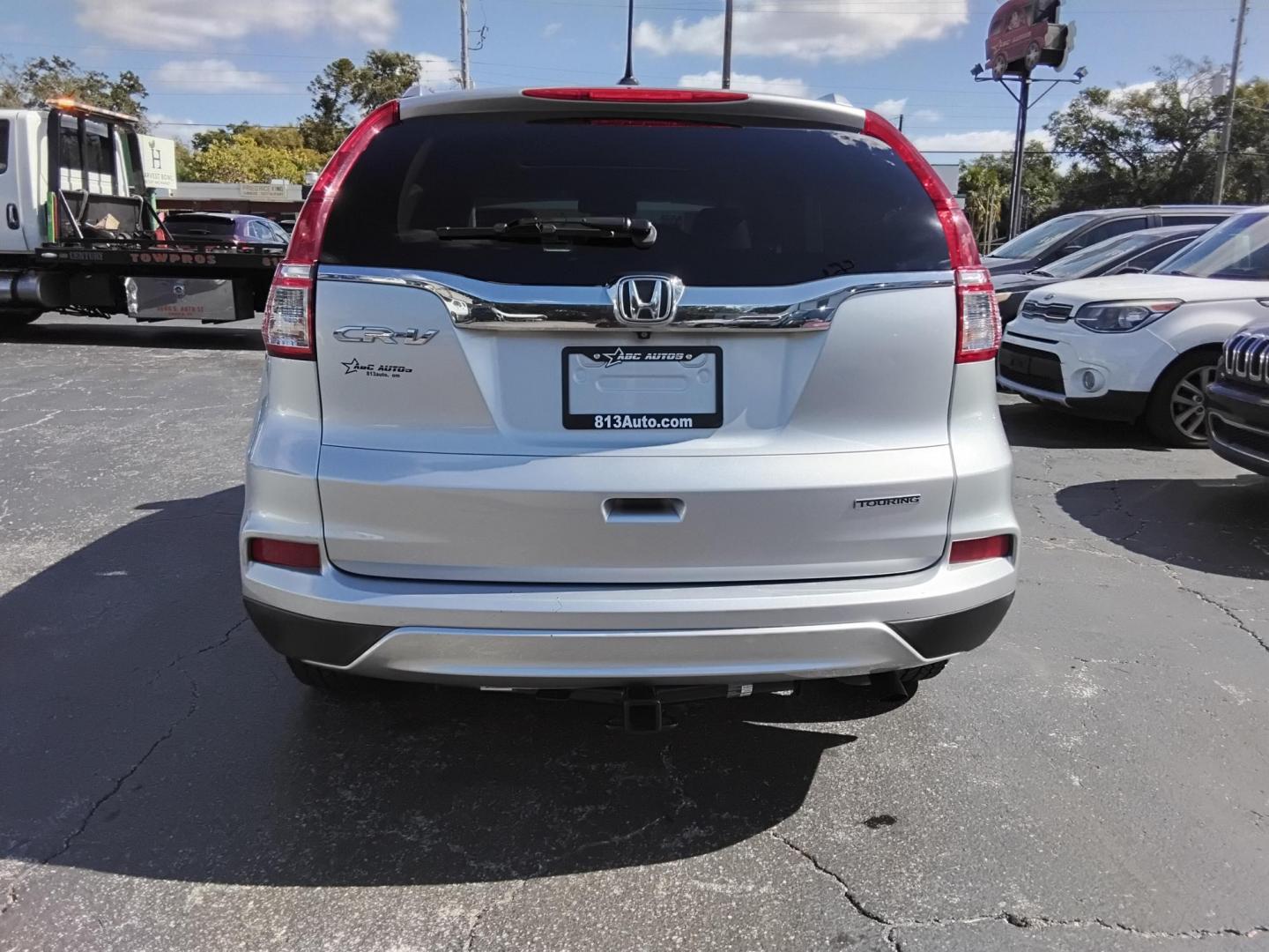 2015 SILVER /Beige Honda CR-V EX-L 2WD (5J6RM3H92FL) with an 2.4L L4 DOHC 16V engine, Continuously Variable Transmission transmission, located at 6112 N Florida Avenue, Tampa, FL, 33604, (888) 521-5131, 27.954929, -82.459534 - 499$ DOWN PLUS TAX & TAG. - Photo#6